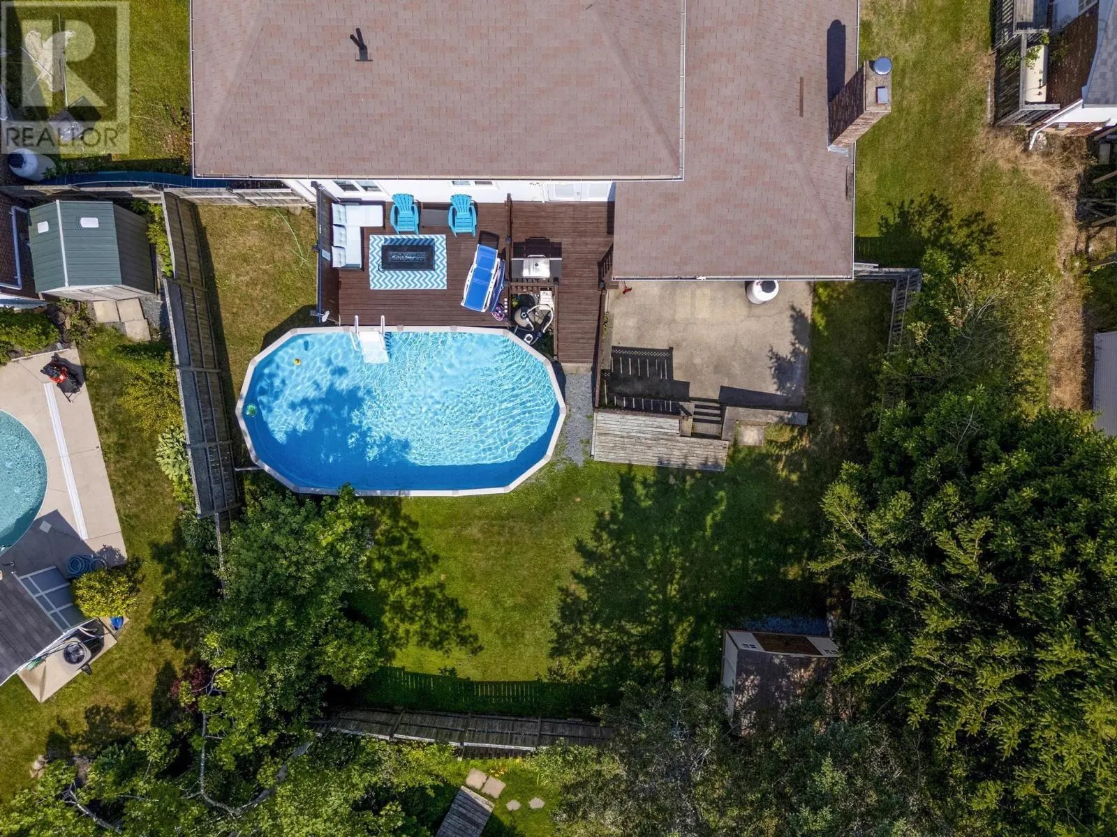 121 Greenwich Drive