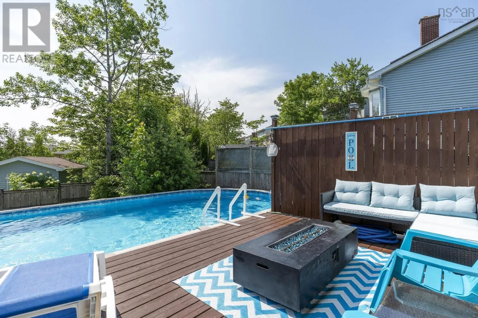 121 Greenwich Drive