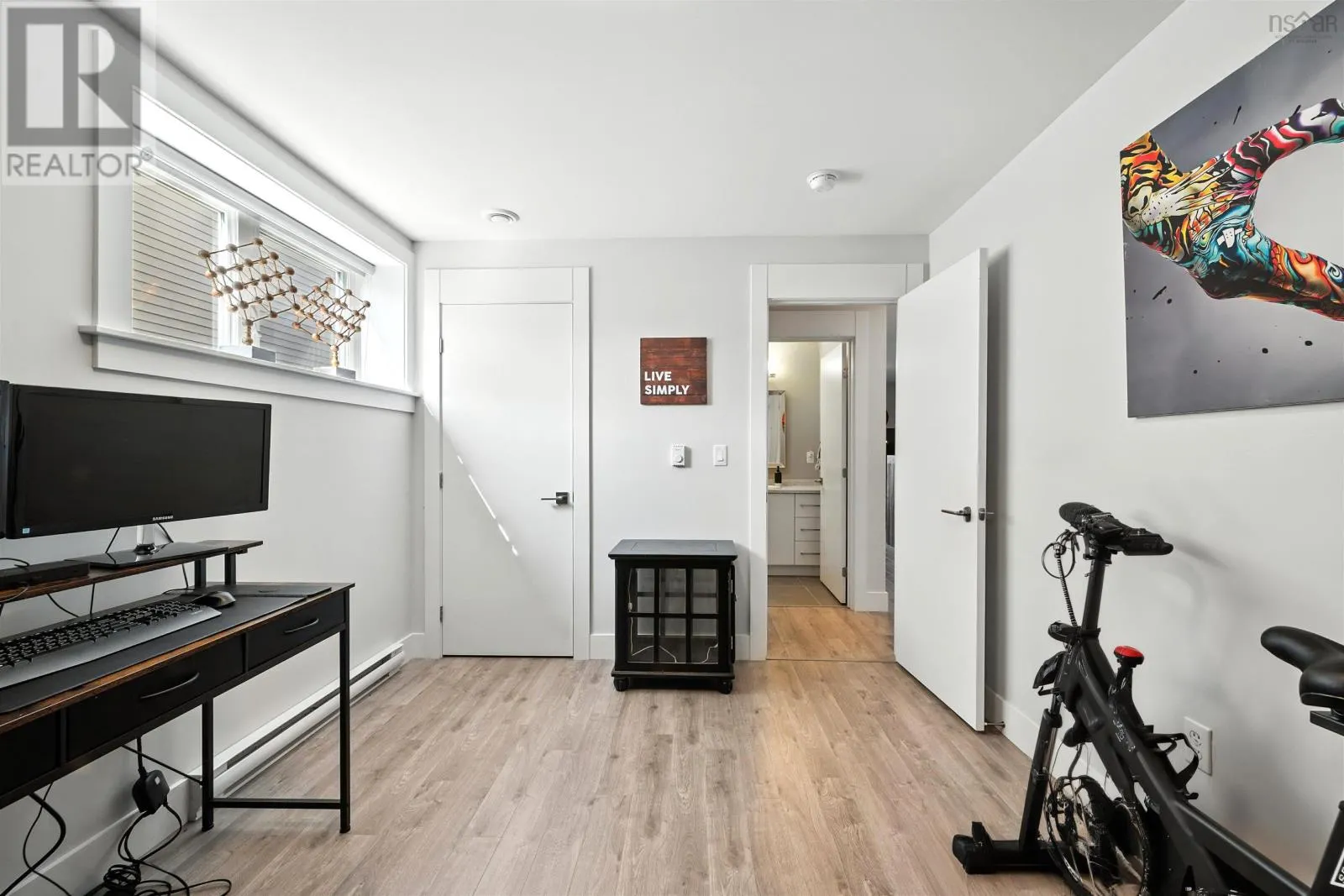 32 Travertine Court