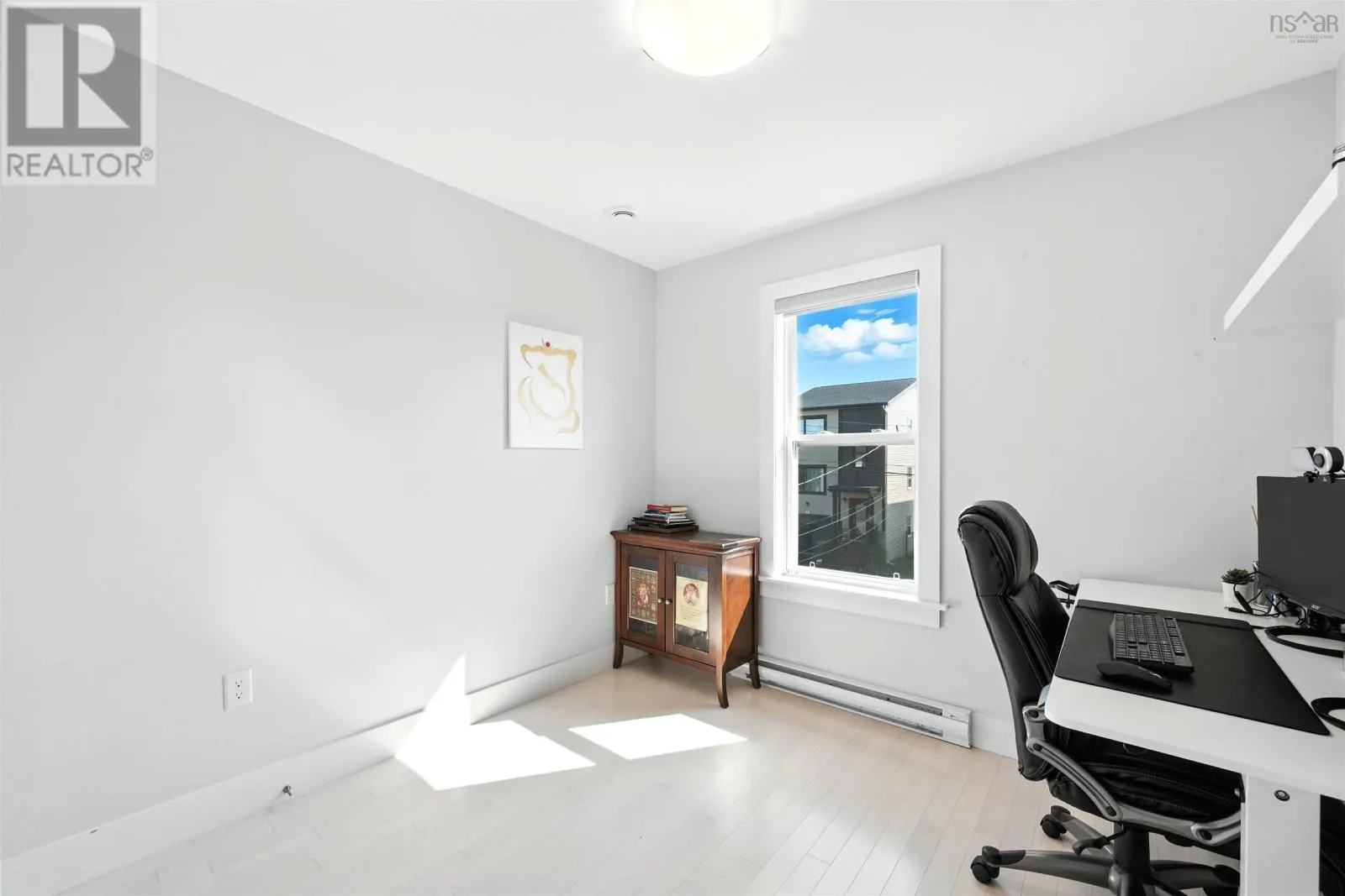 32 Travertine Court