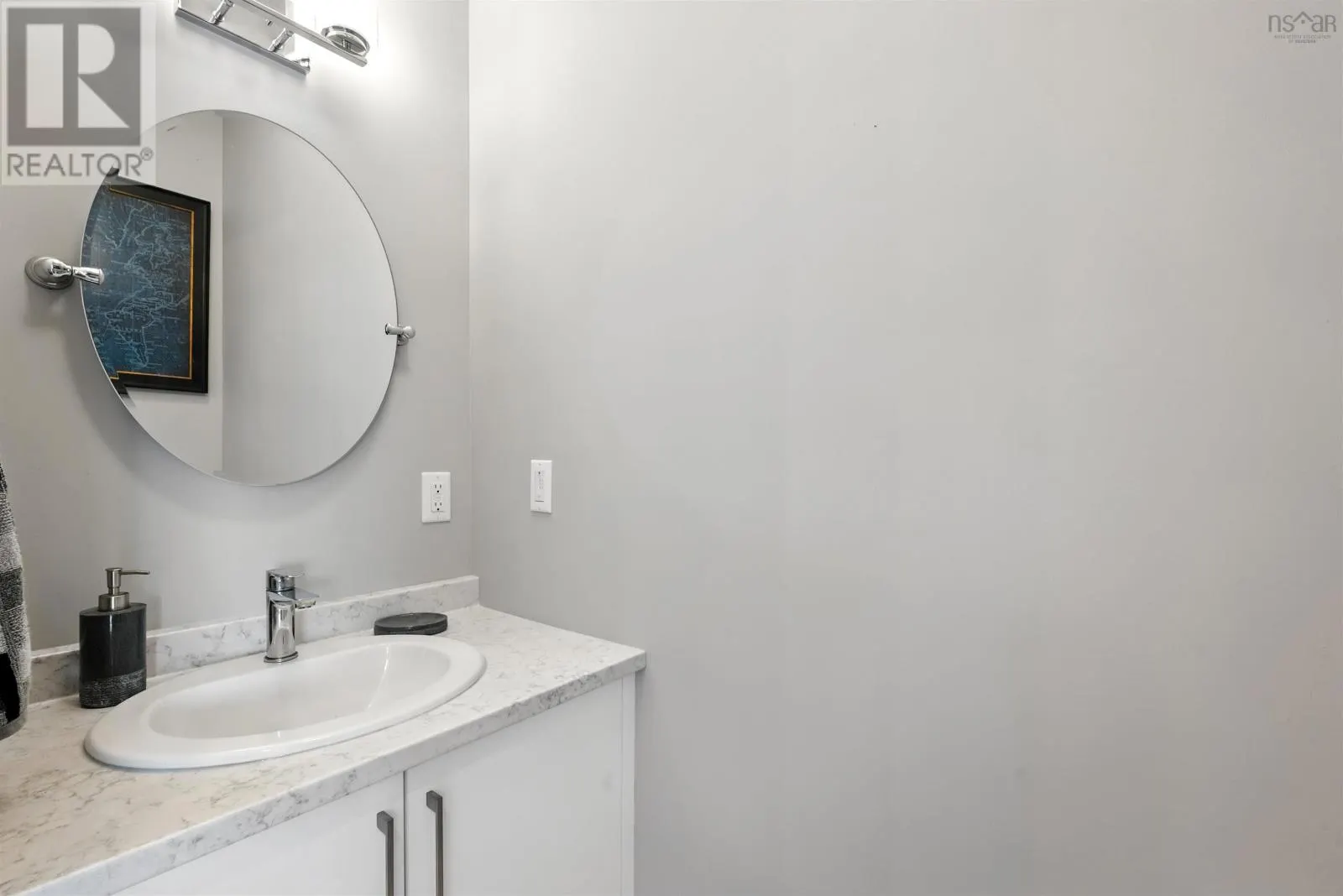 32 Travertine Court