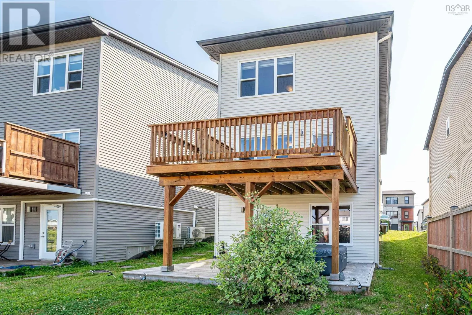 32 Travertine Court