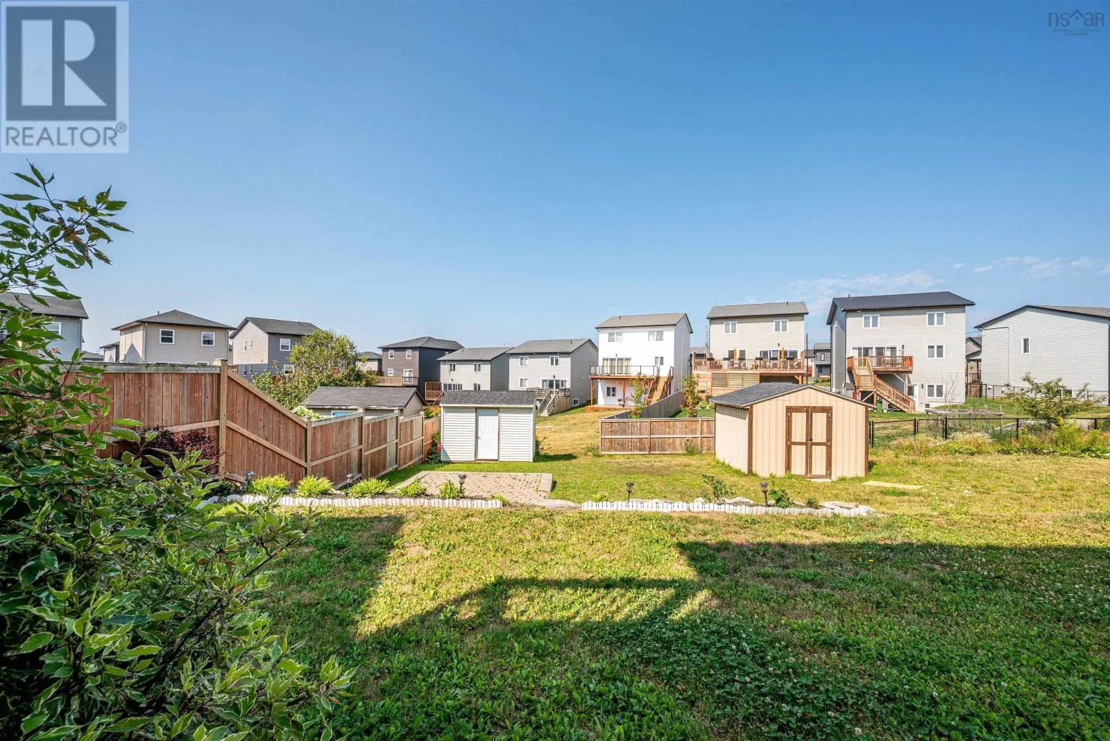 32 Travertine Court