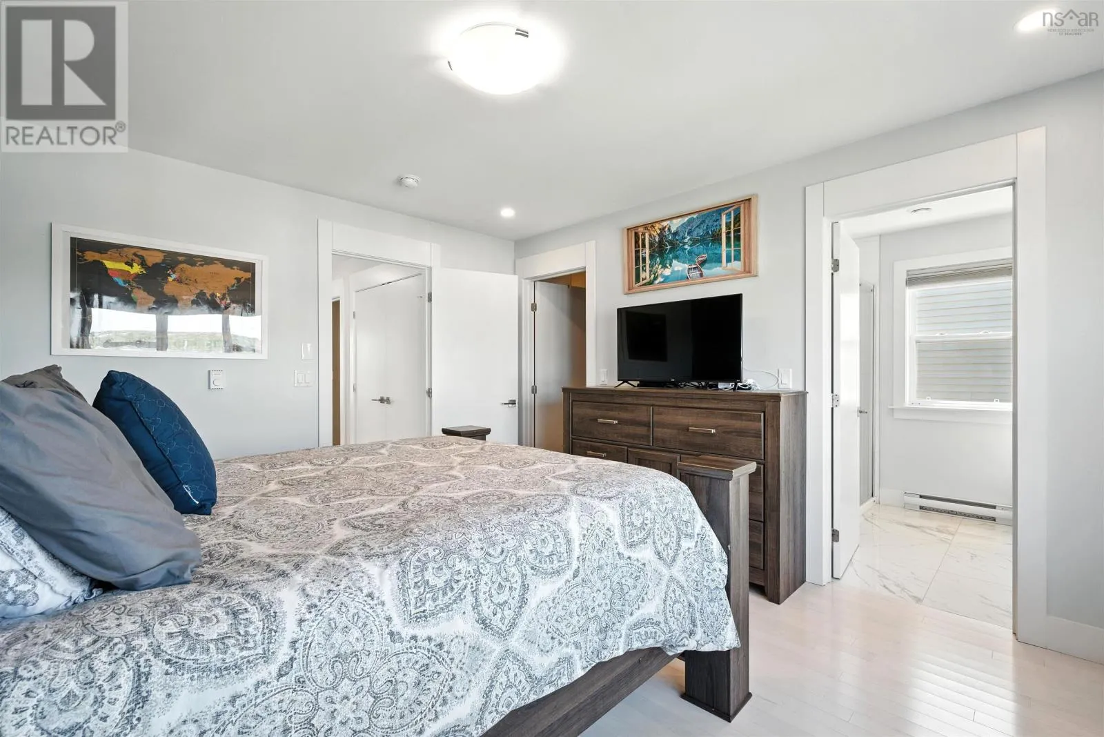32 Travertine Court