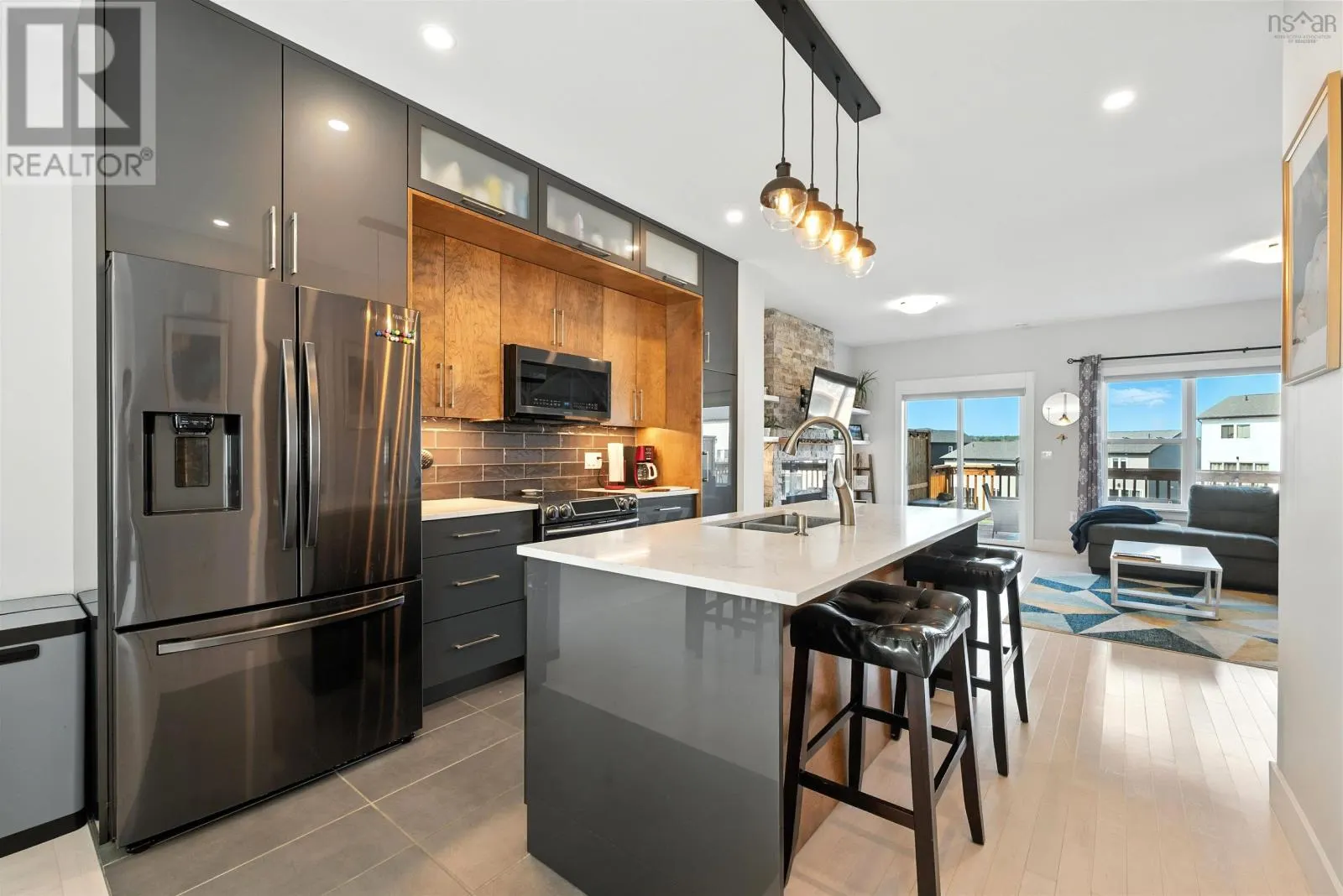 32 Travertine Court