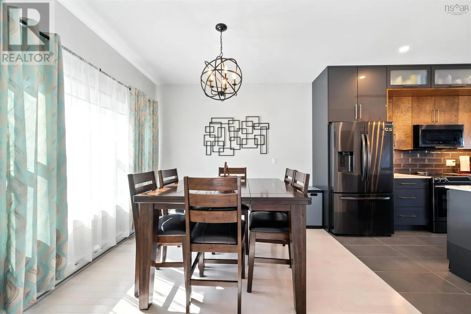 32 Travertine Court