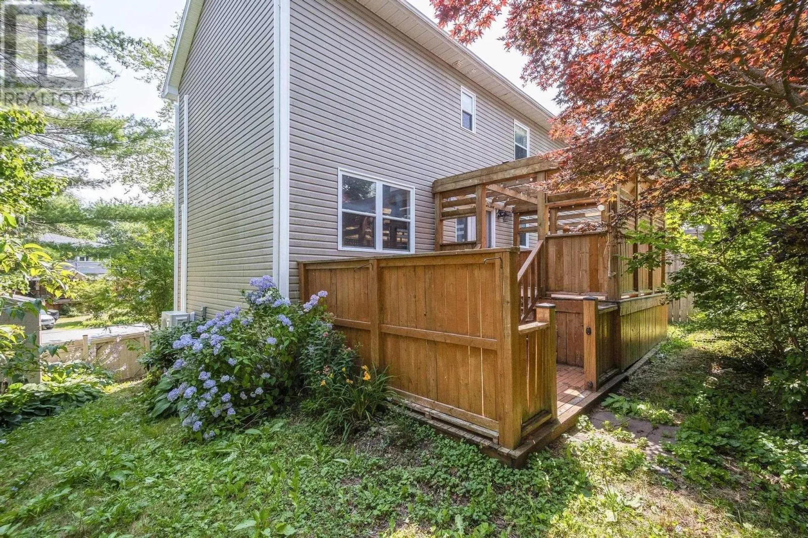 33 Sunnydale Crescent