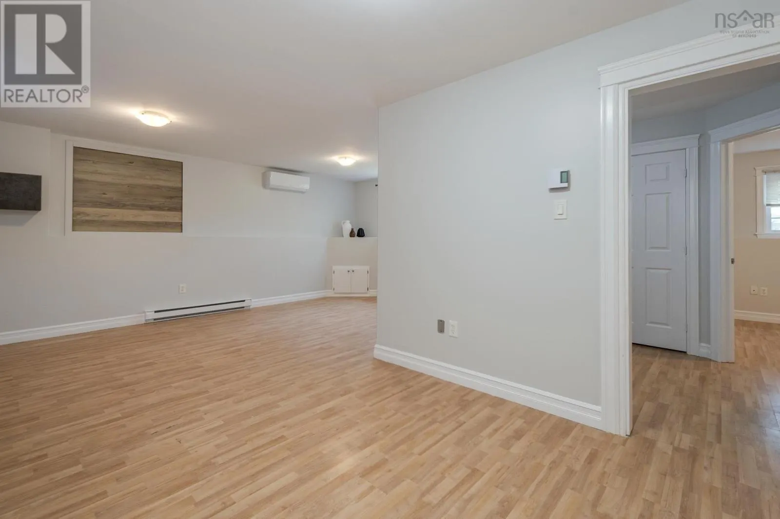 33 Sunnydale Crescent
