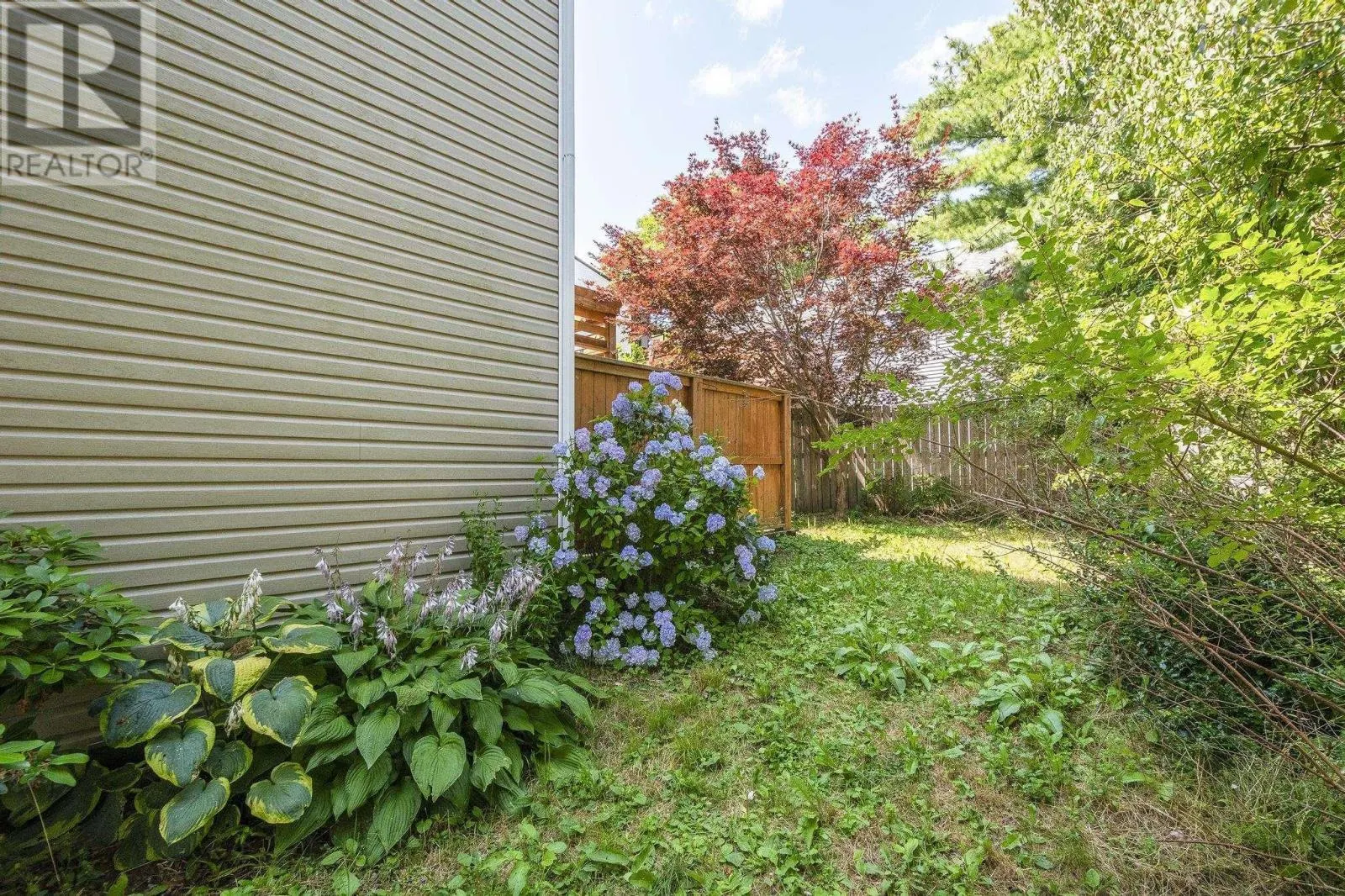 33 Sunnydale Crescent