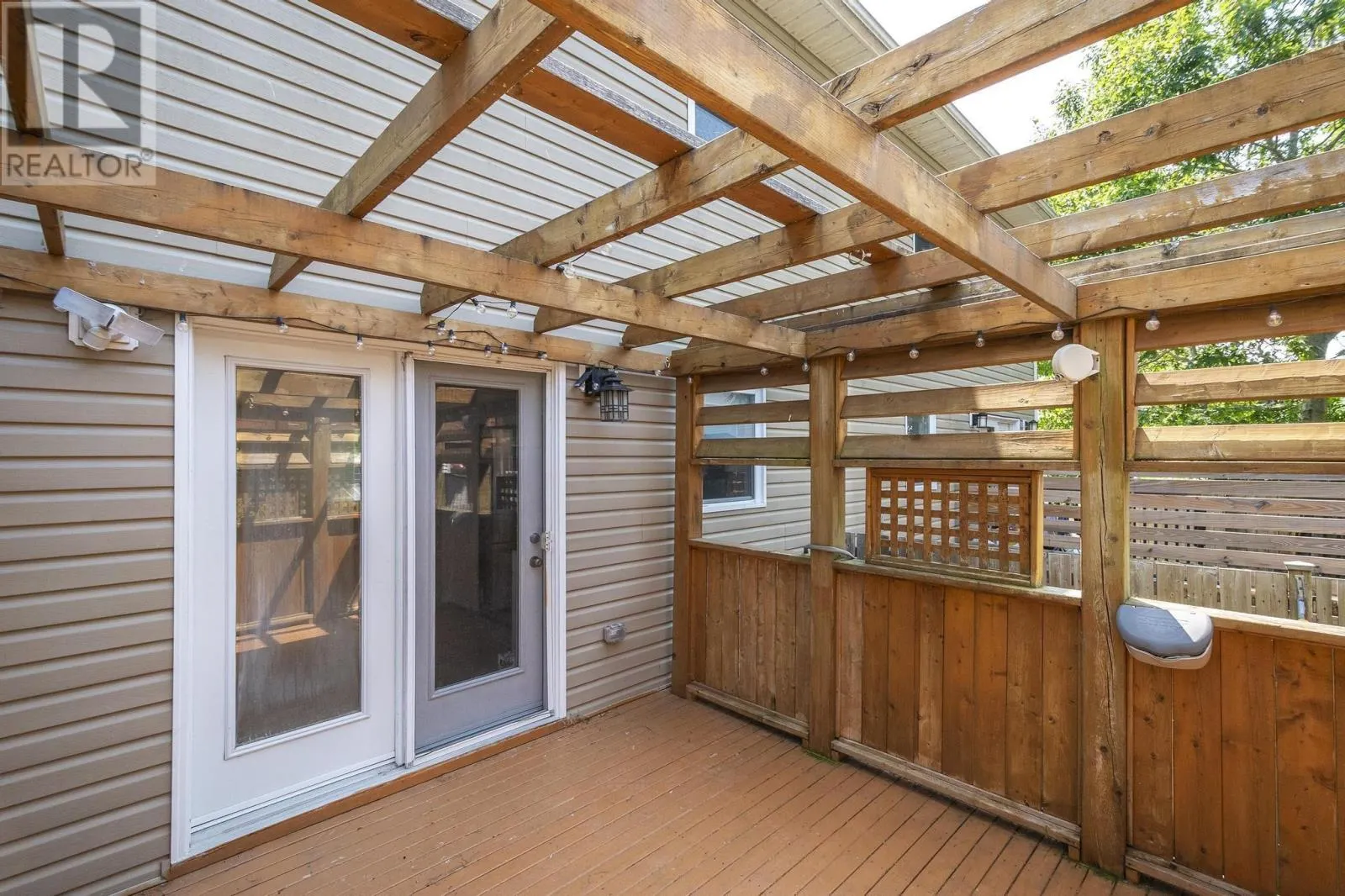 33 Sunnydale Crescent