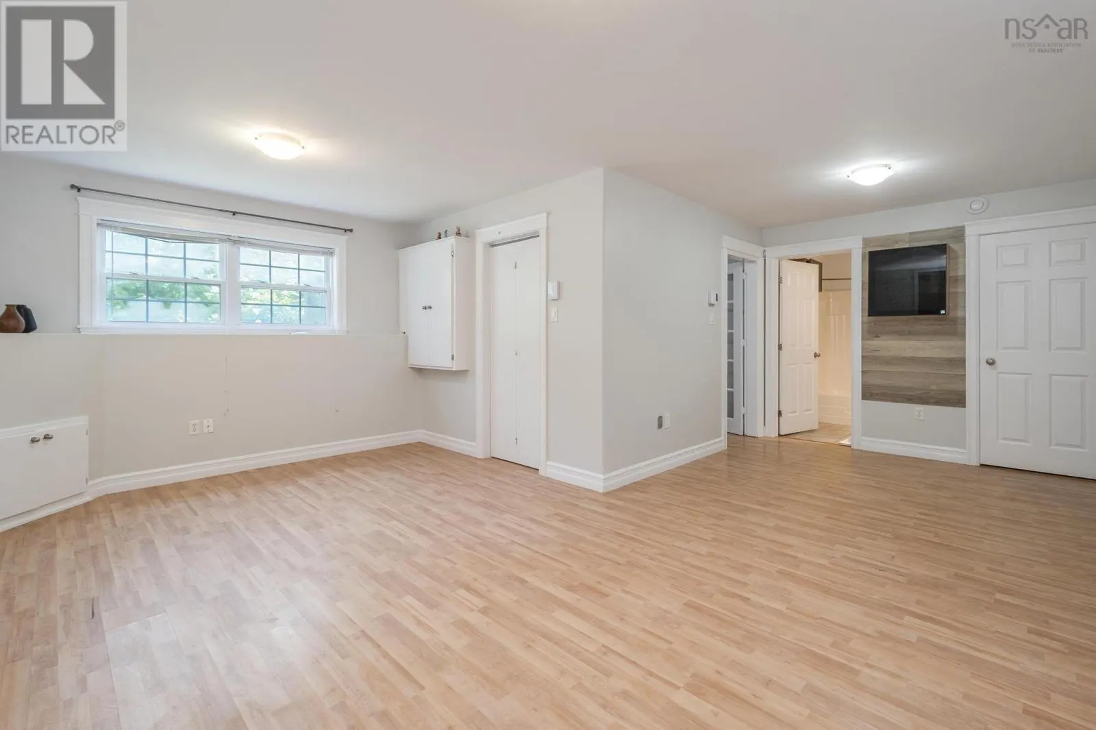 33 Sunnydale Crescent