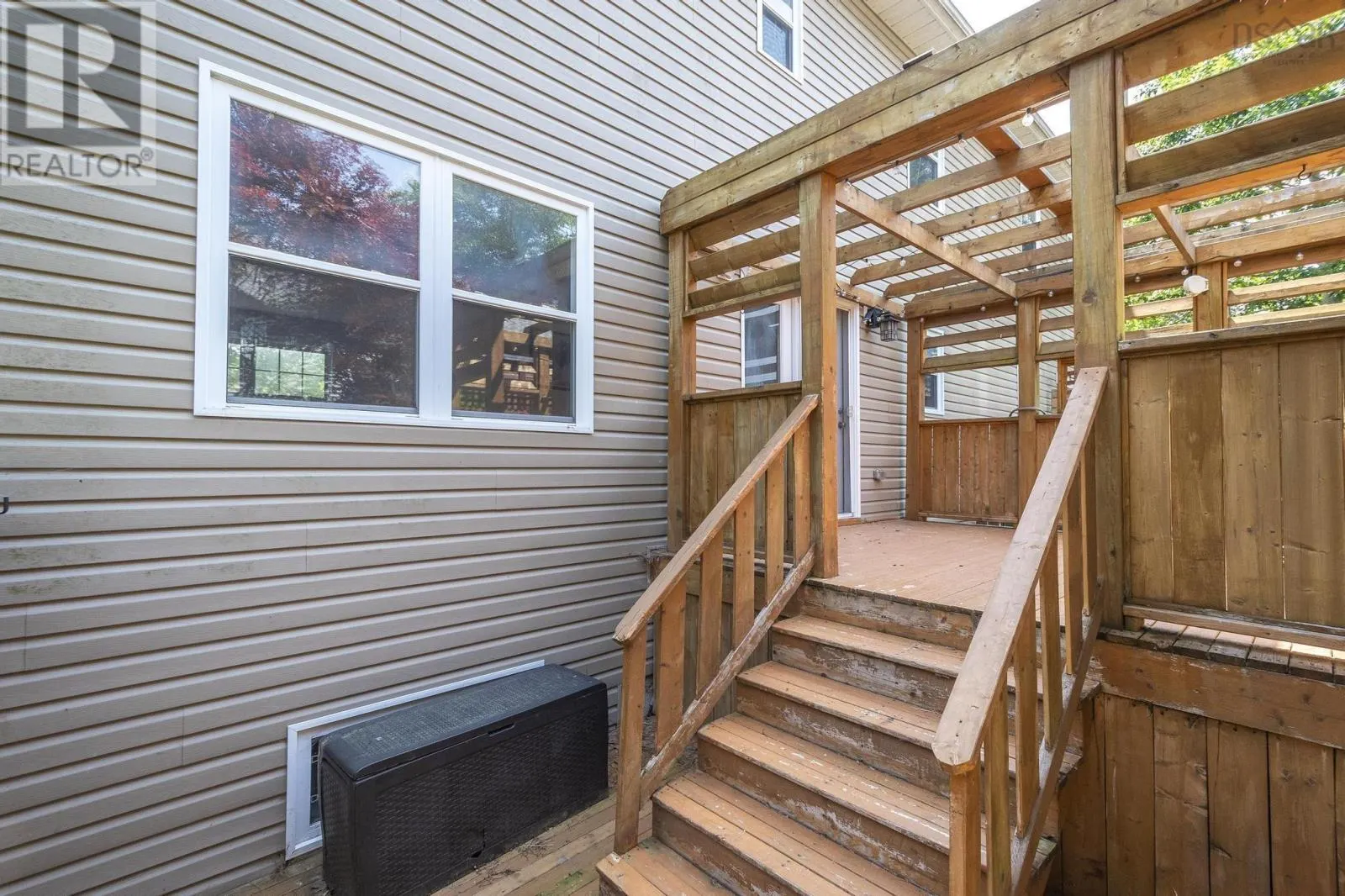 33 Sunnydale Crescent