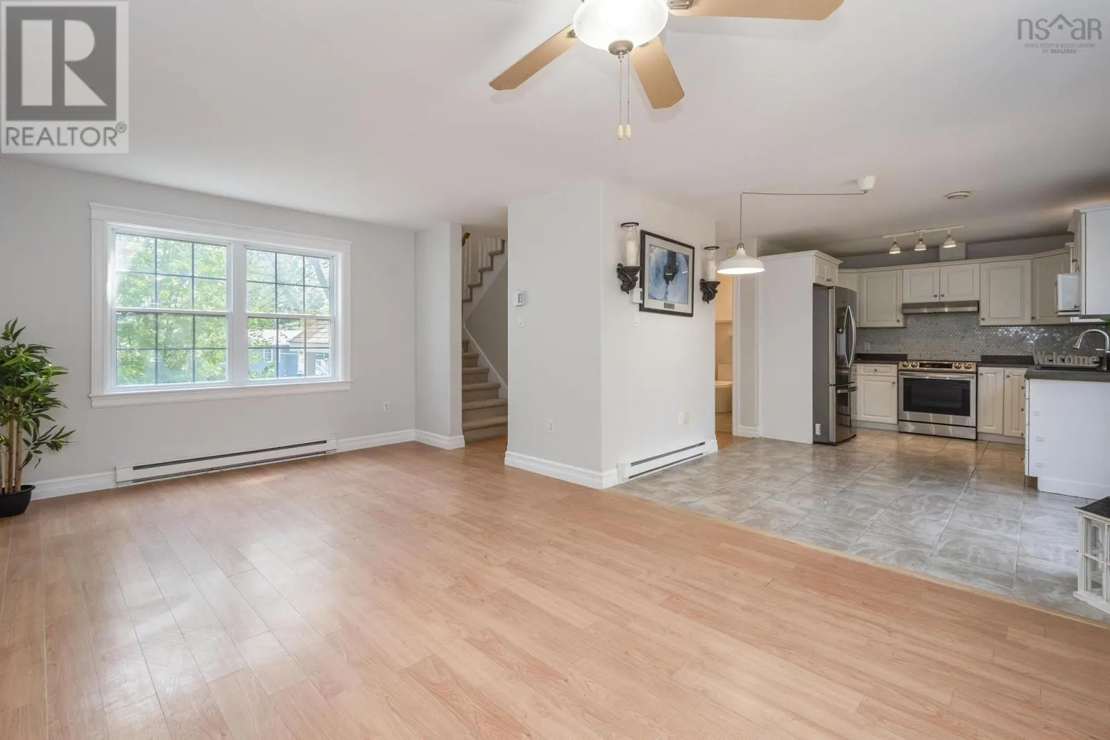 33 Sunnydale Crescent