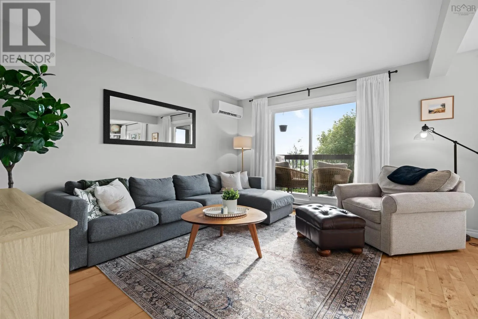 5929 Gainsborough Place
