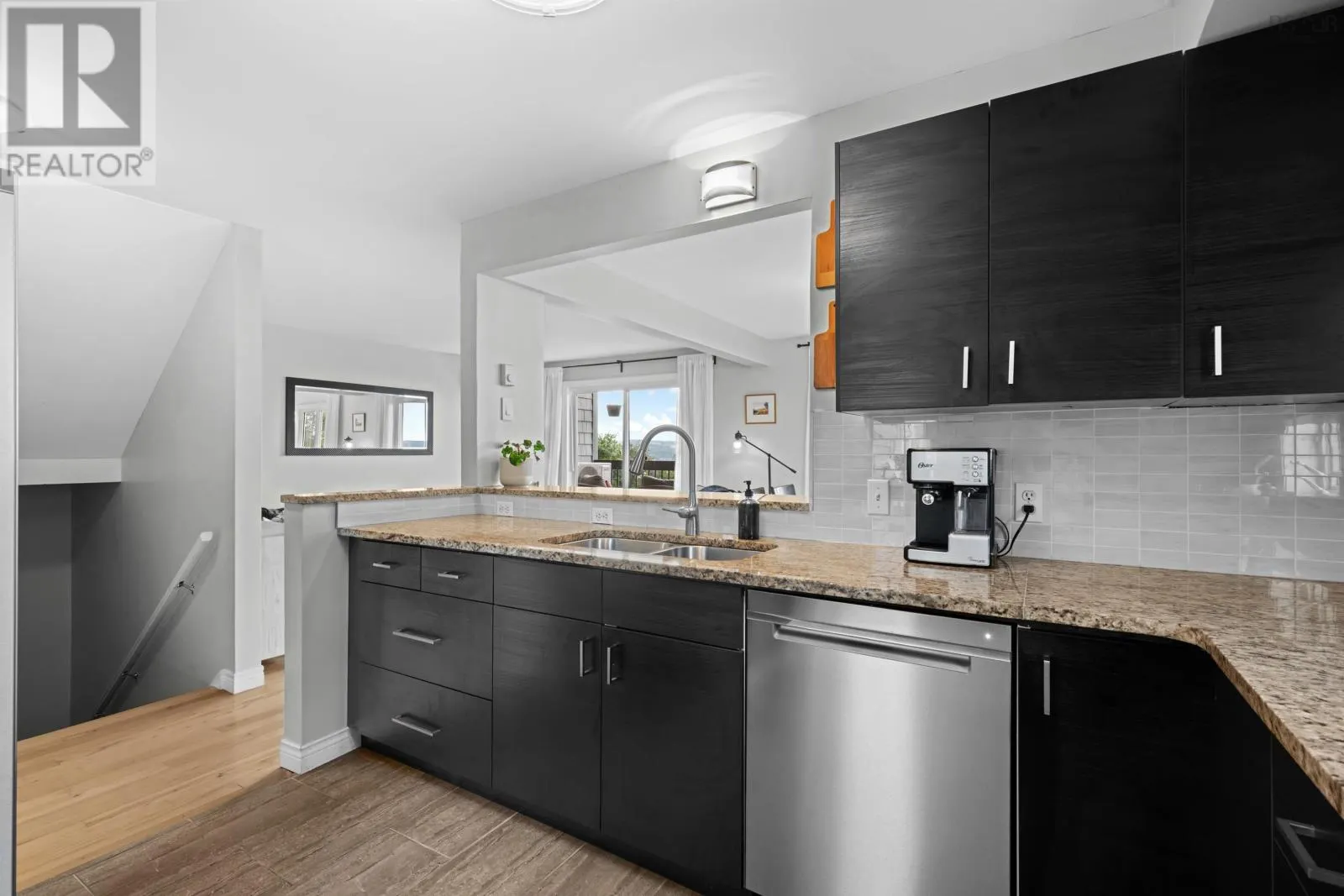 5929 Gainsborough Place