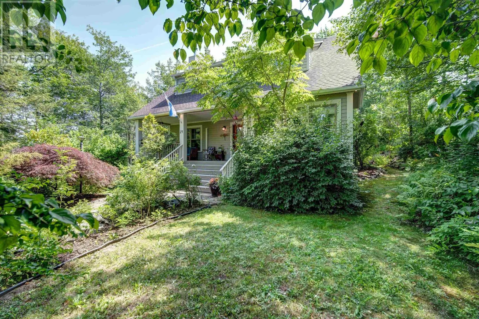 24 Hamshaw Drive