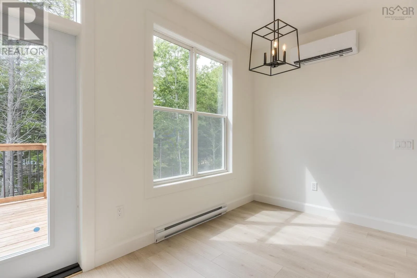 PC-40 37 Pearlgarden Close