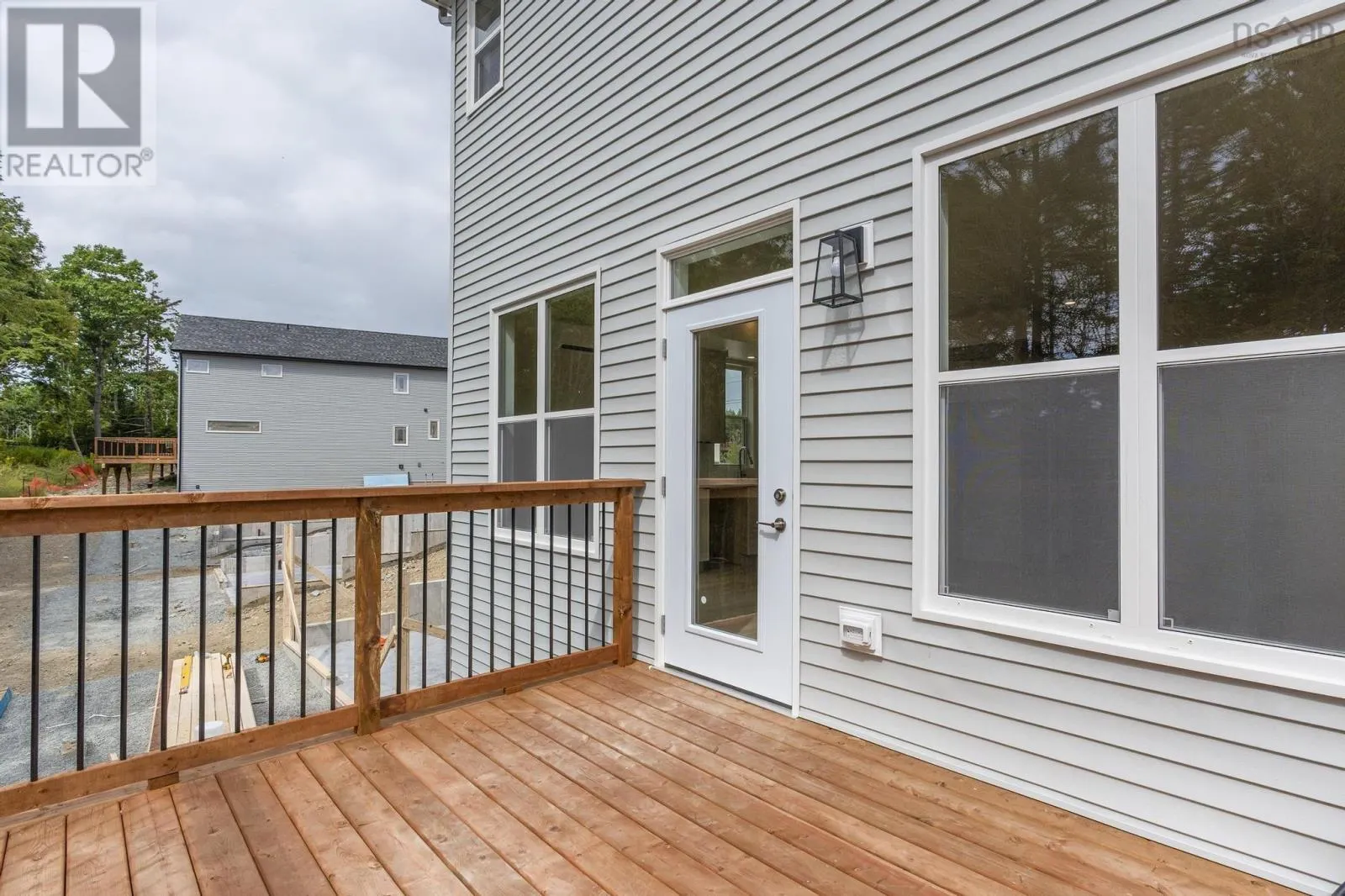 PC-40 37 Pearlgarden Close