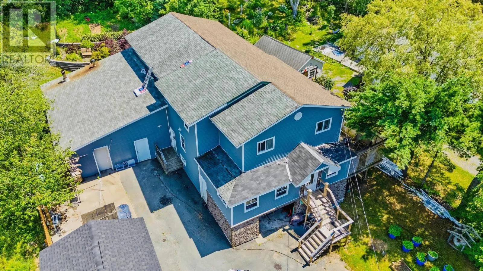 101 Woodlawn Road