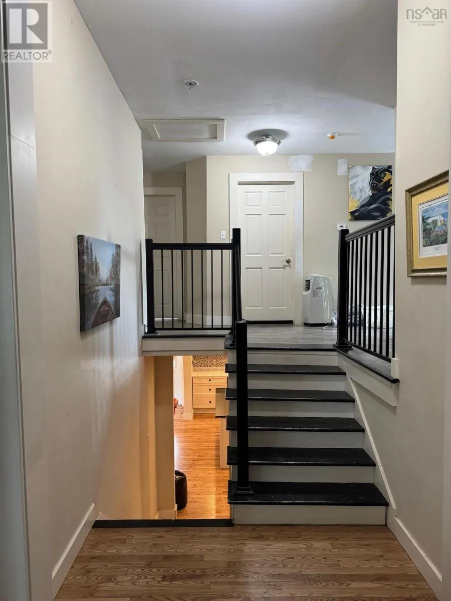 101 Woodlawn Road