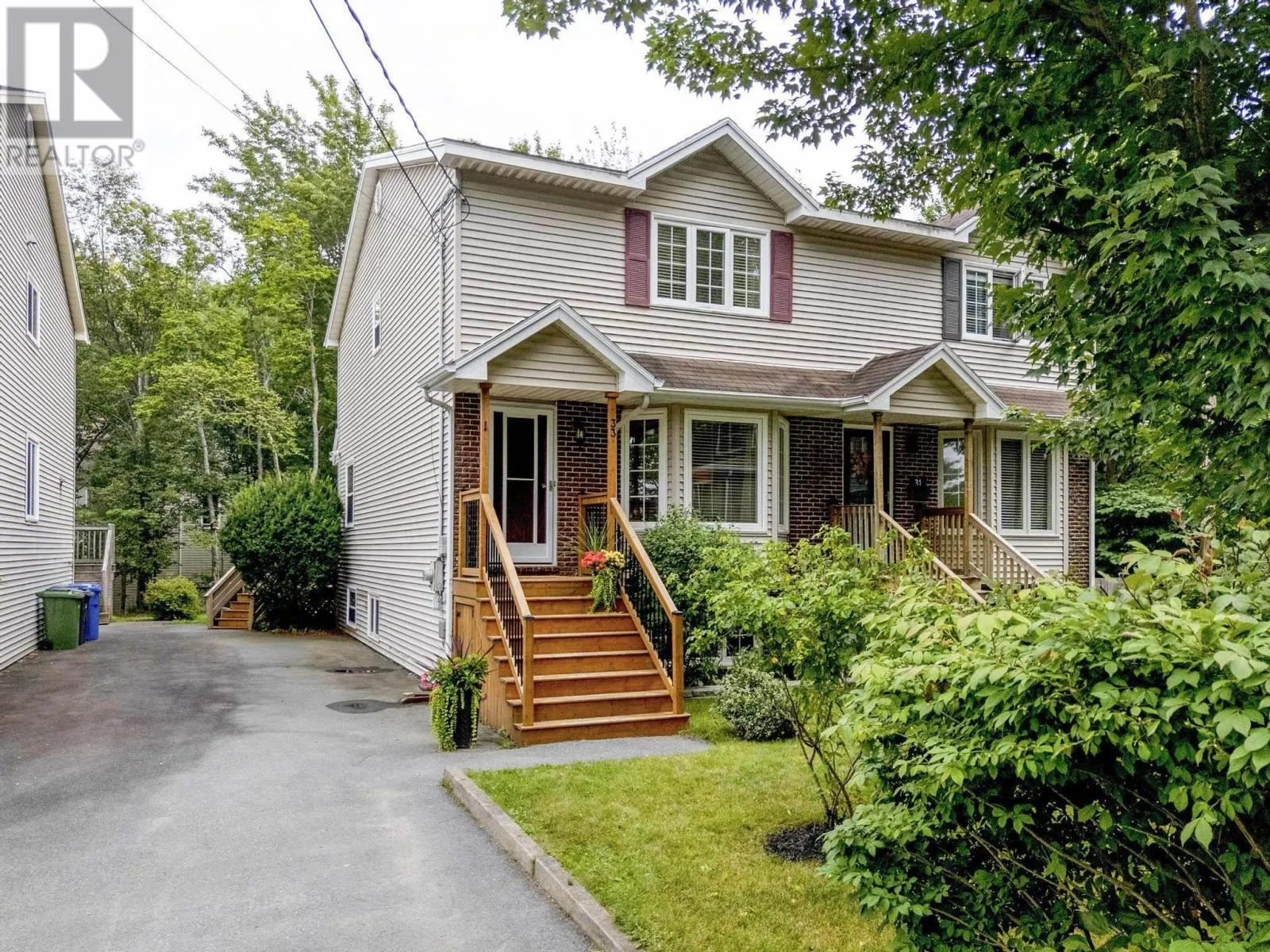 33 Trident Lane