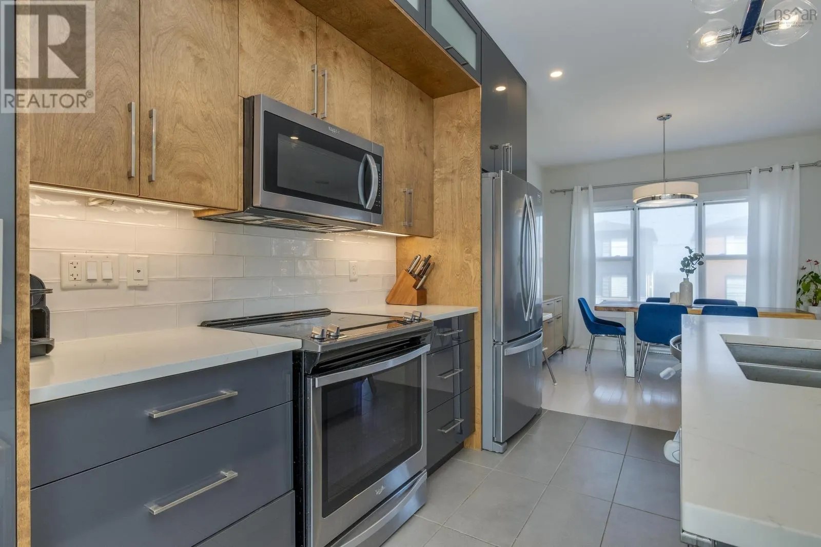 111 Mica Crescent
