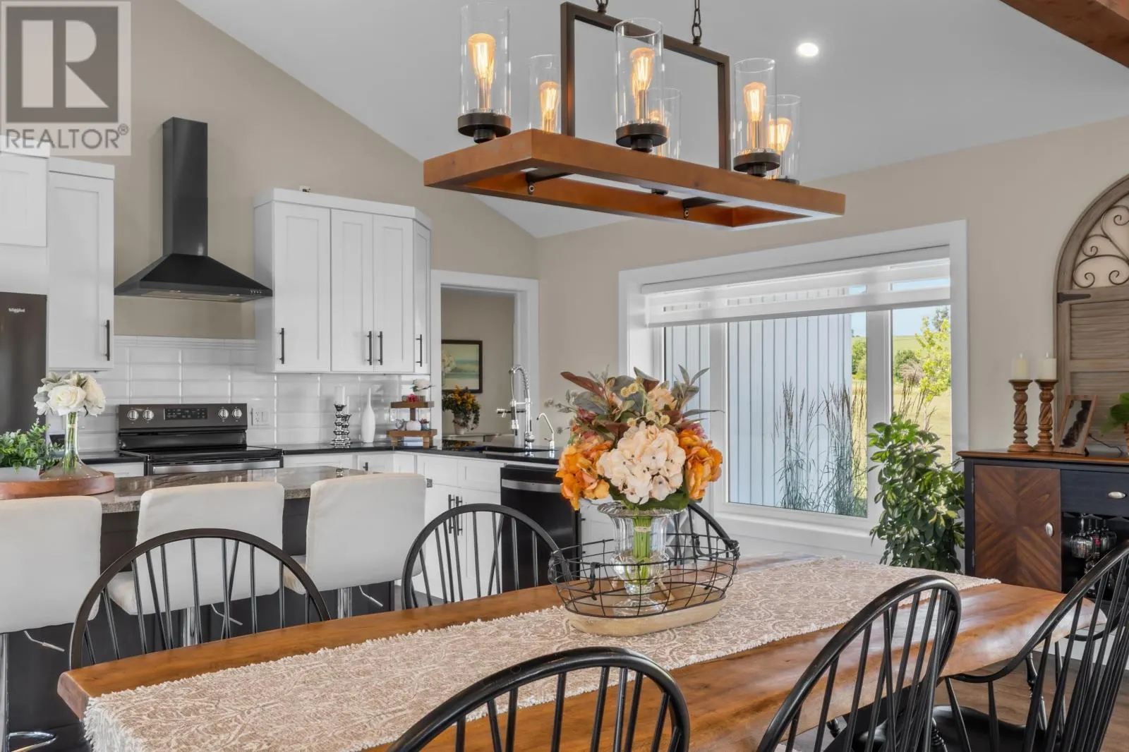 92 HIGHLAND VIEW Drive