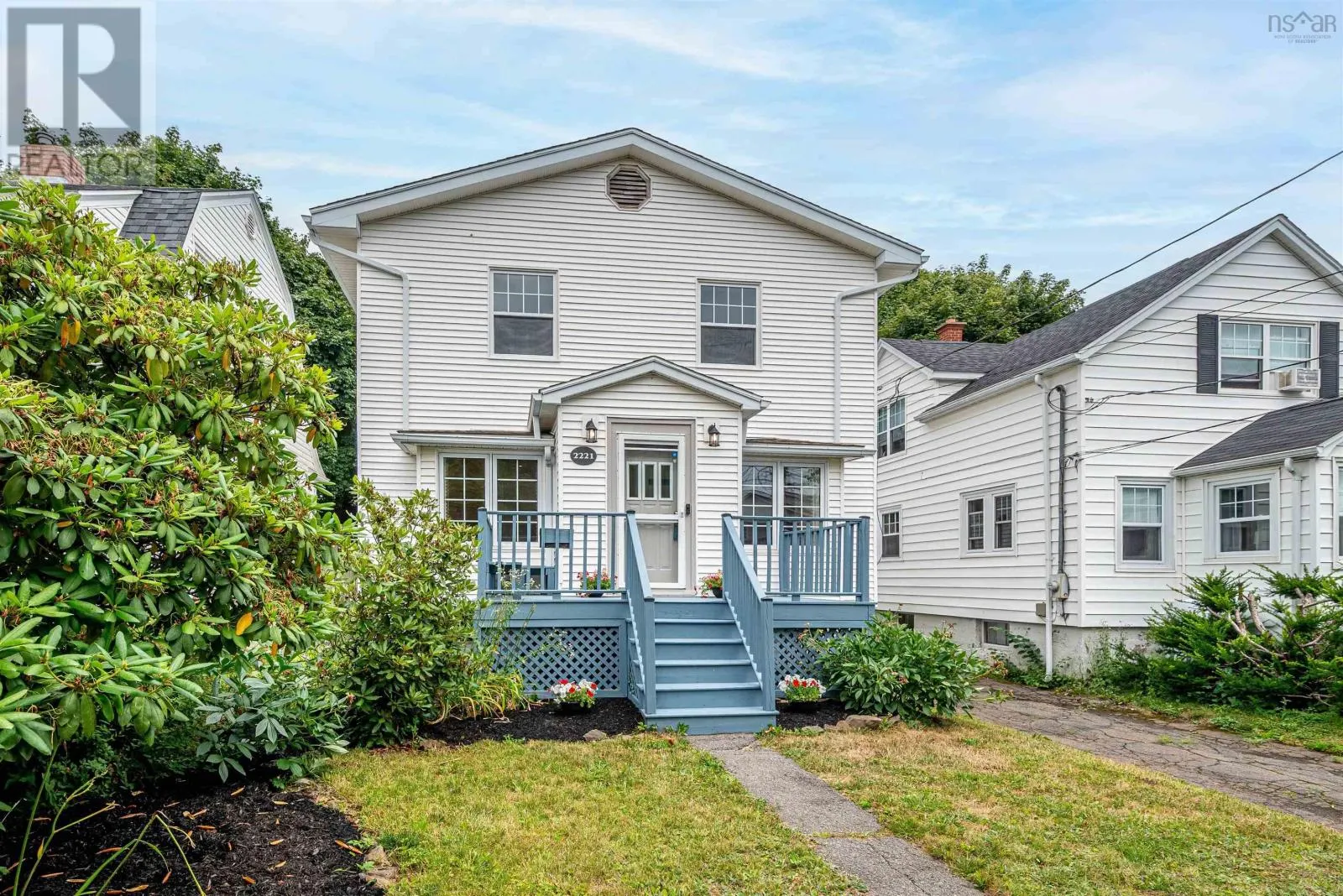2221 BLINK BONNIE Terrace