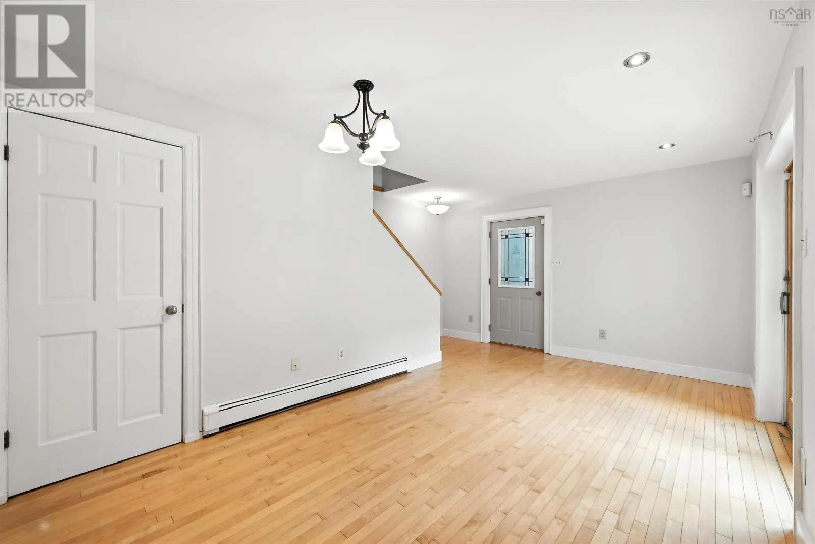 2221 BLINK BONNIE Terrace