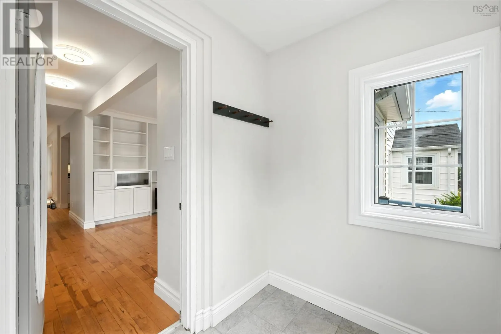 2221 BLINK BONNIE Terrace