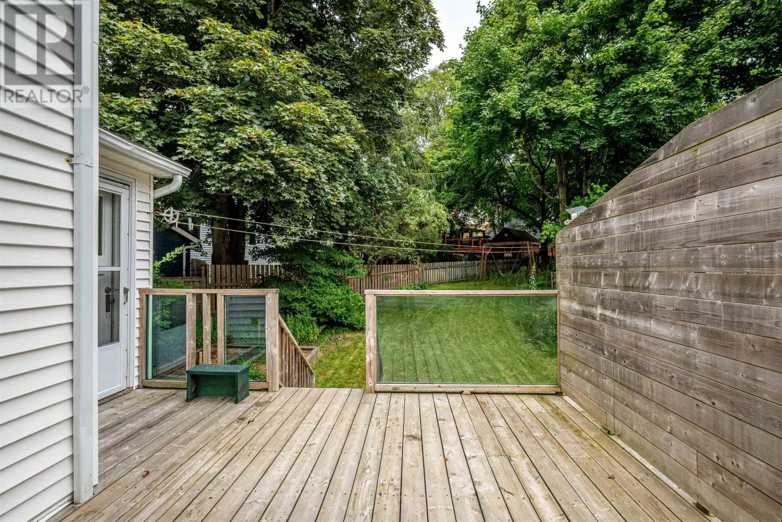 2221 BLINK BONNIE Terrace