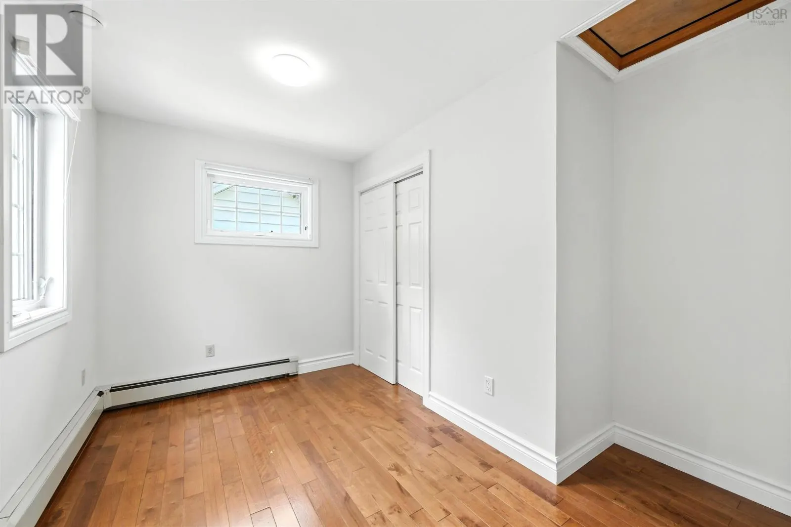 2221 BLINK BONNIE Terrace