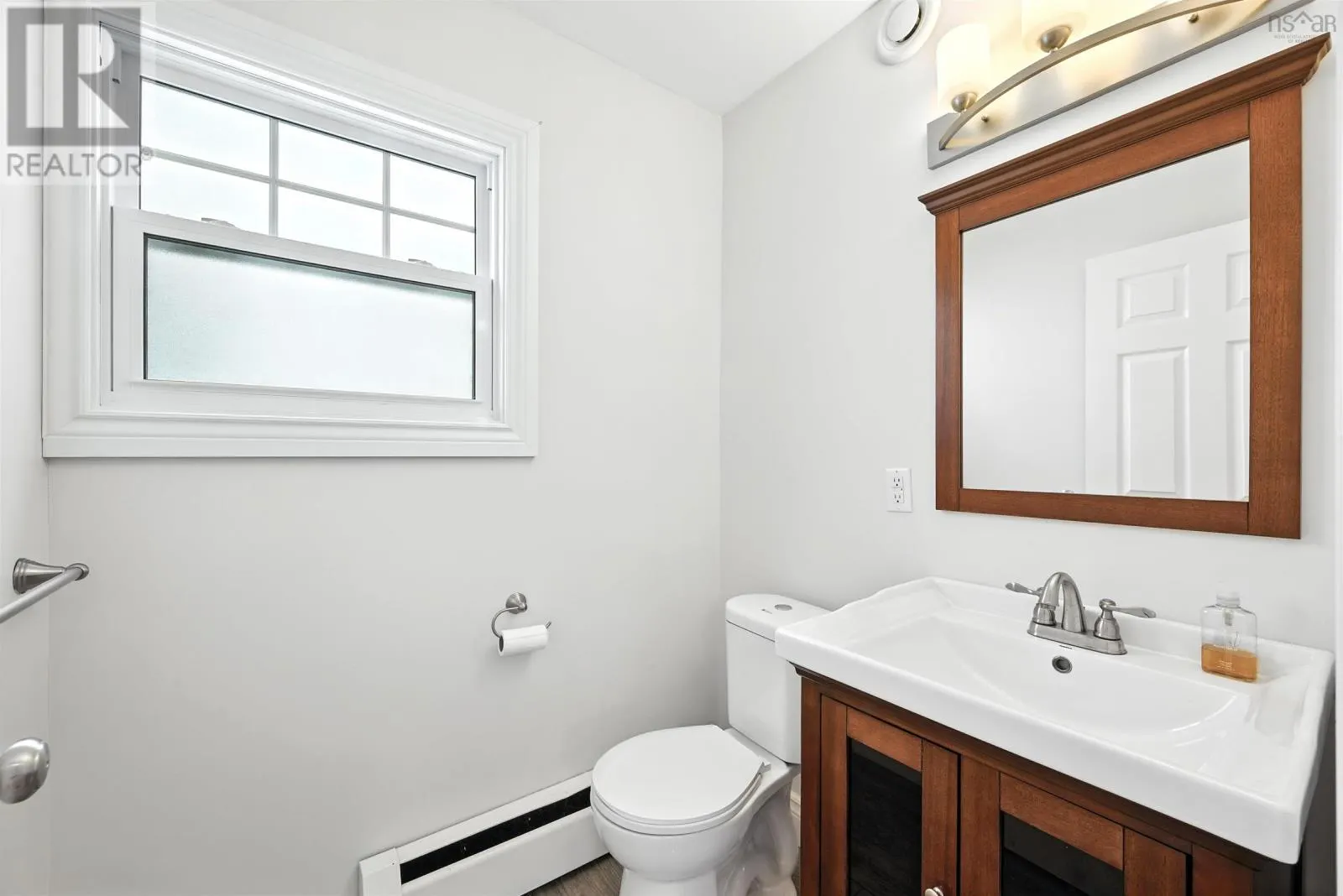 2221 BLINK BONNIE Terrace