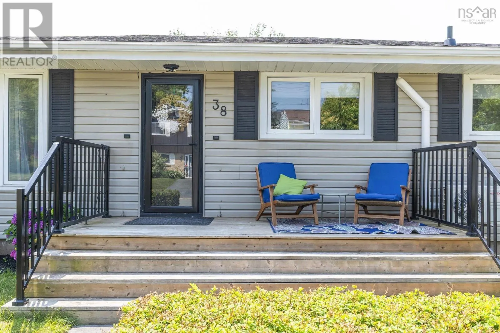38 Lynn Drive