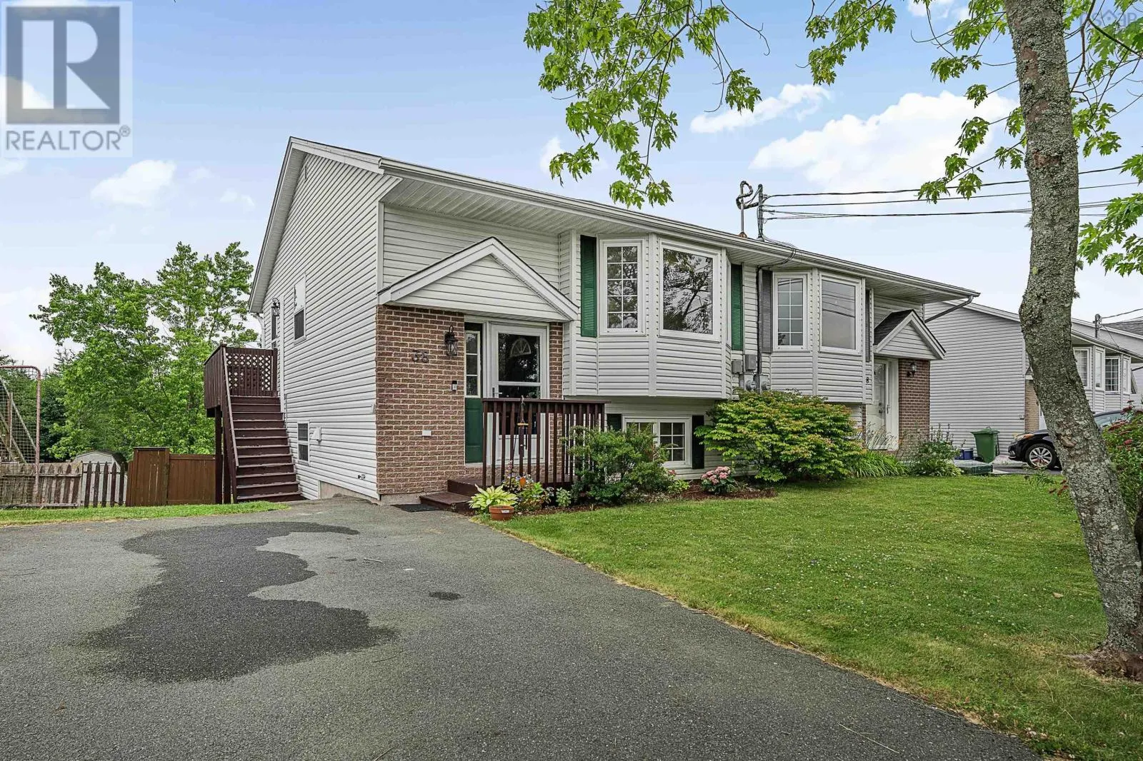 36 Thorncrest Court