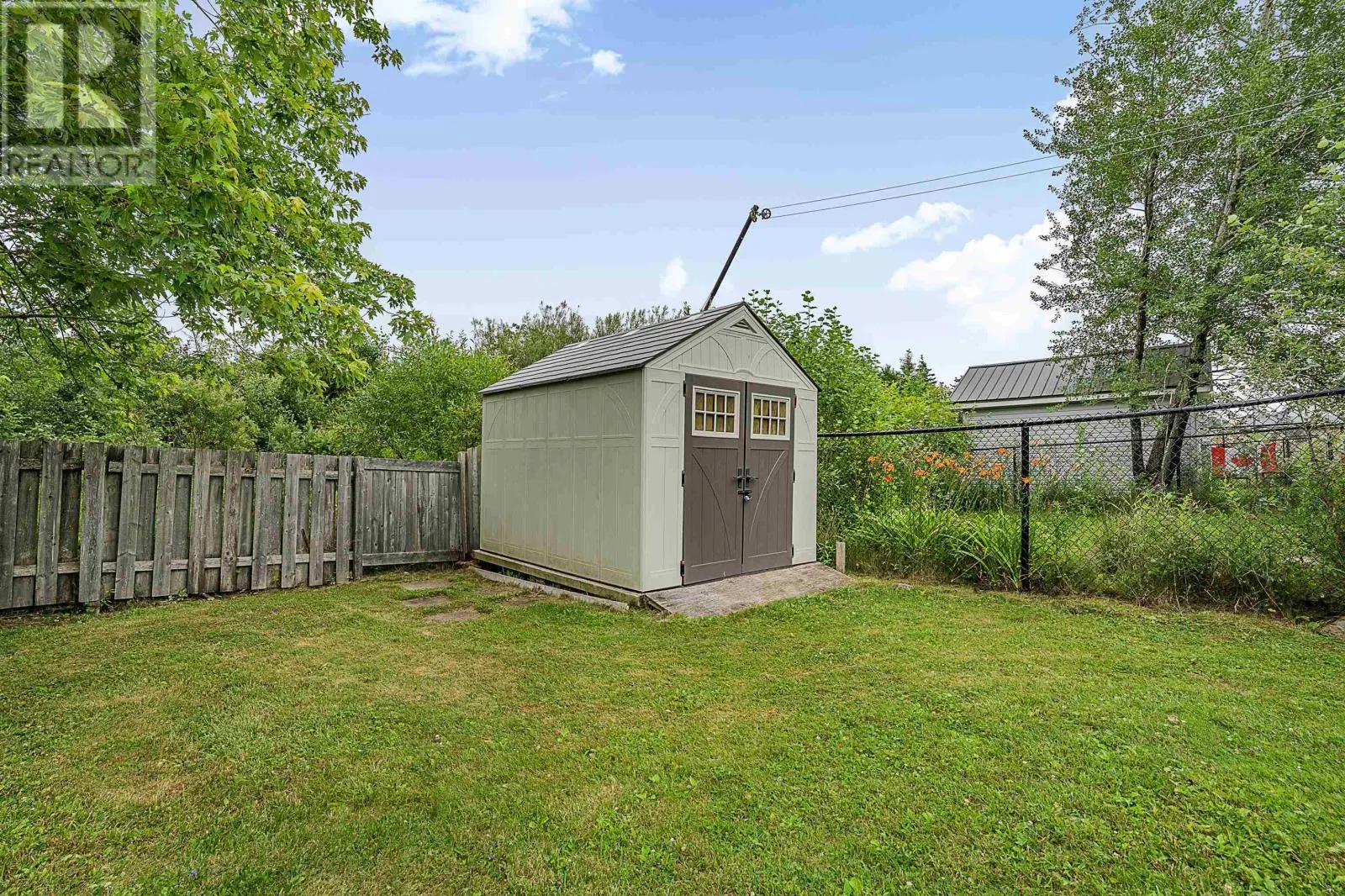 36 Thorncrest Court