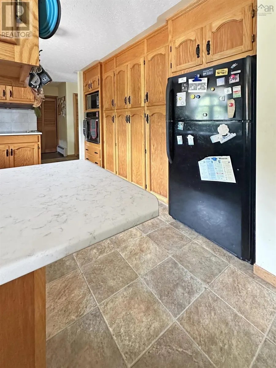 352 Lawrence Road