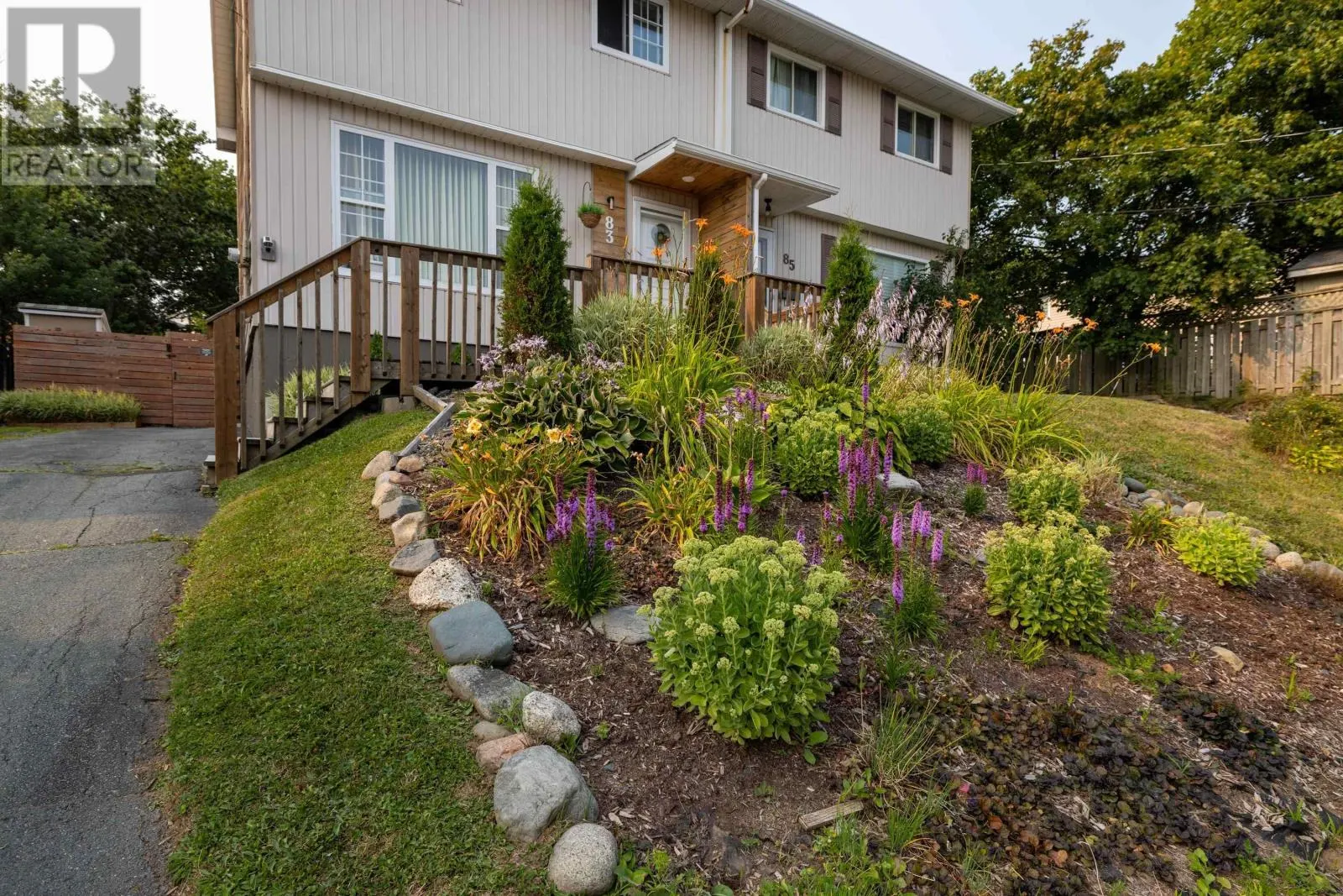 83 Stuart Harris Drive