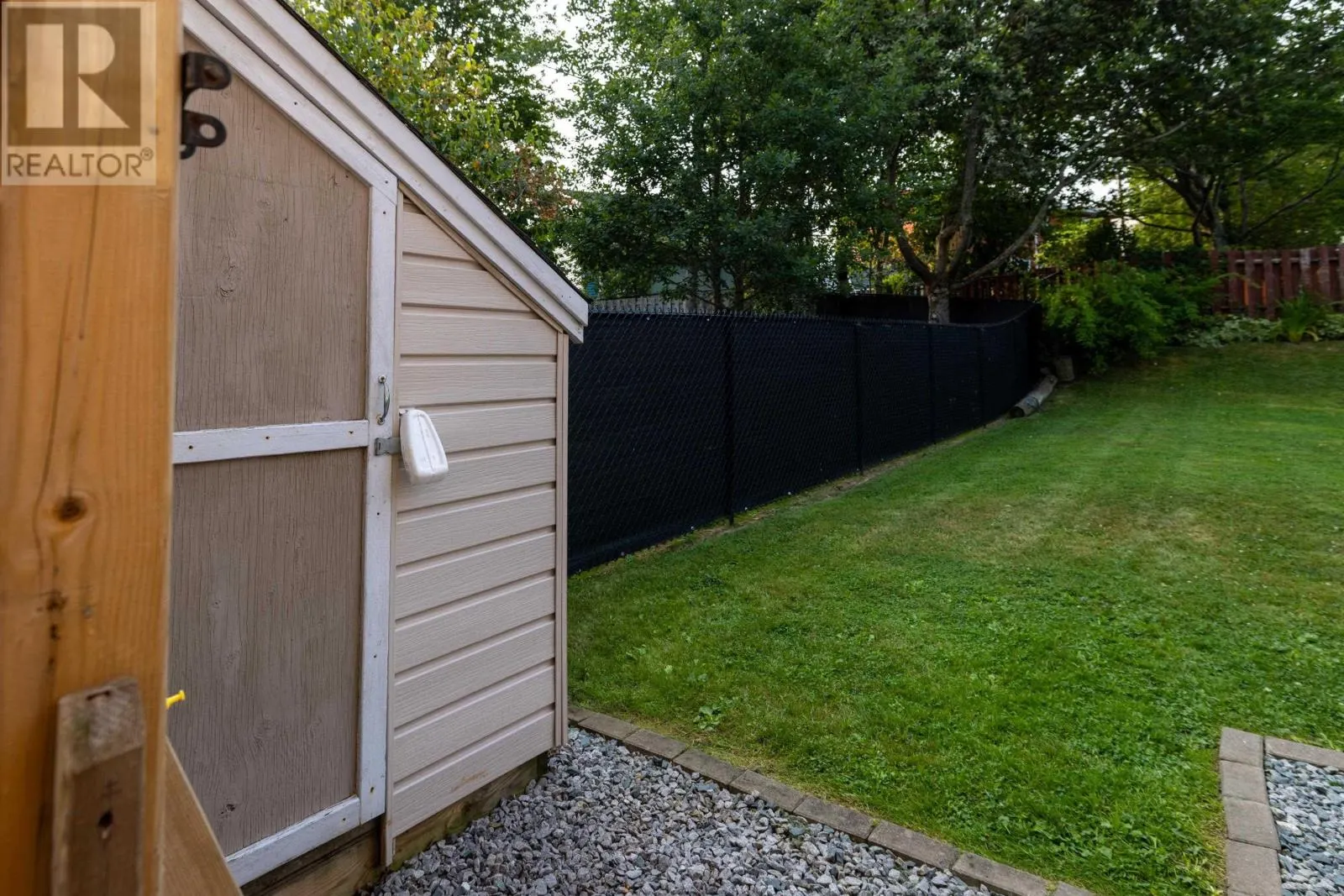 83 Stuart Harris Drive