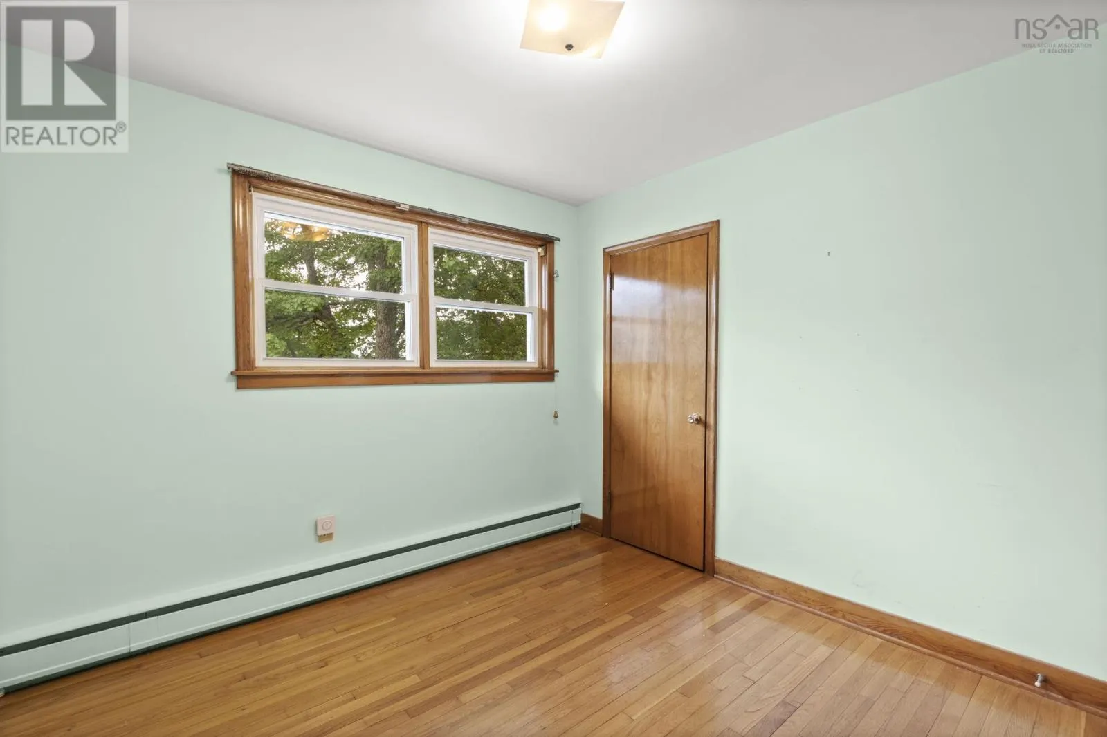 4 Broadholme Lane
