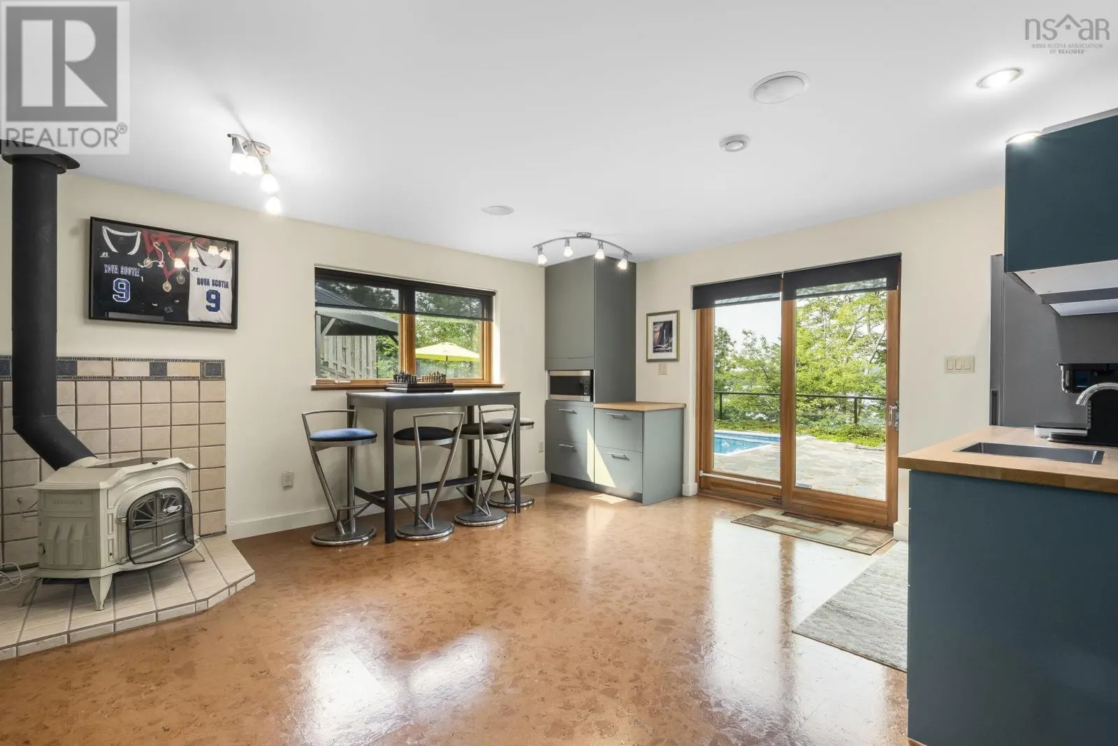 49 Fairway Grove