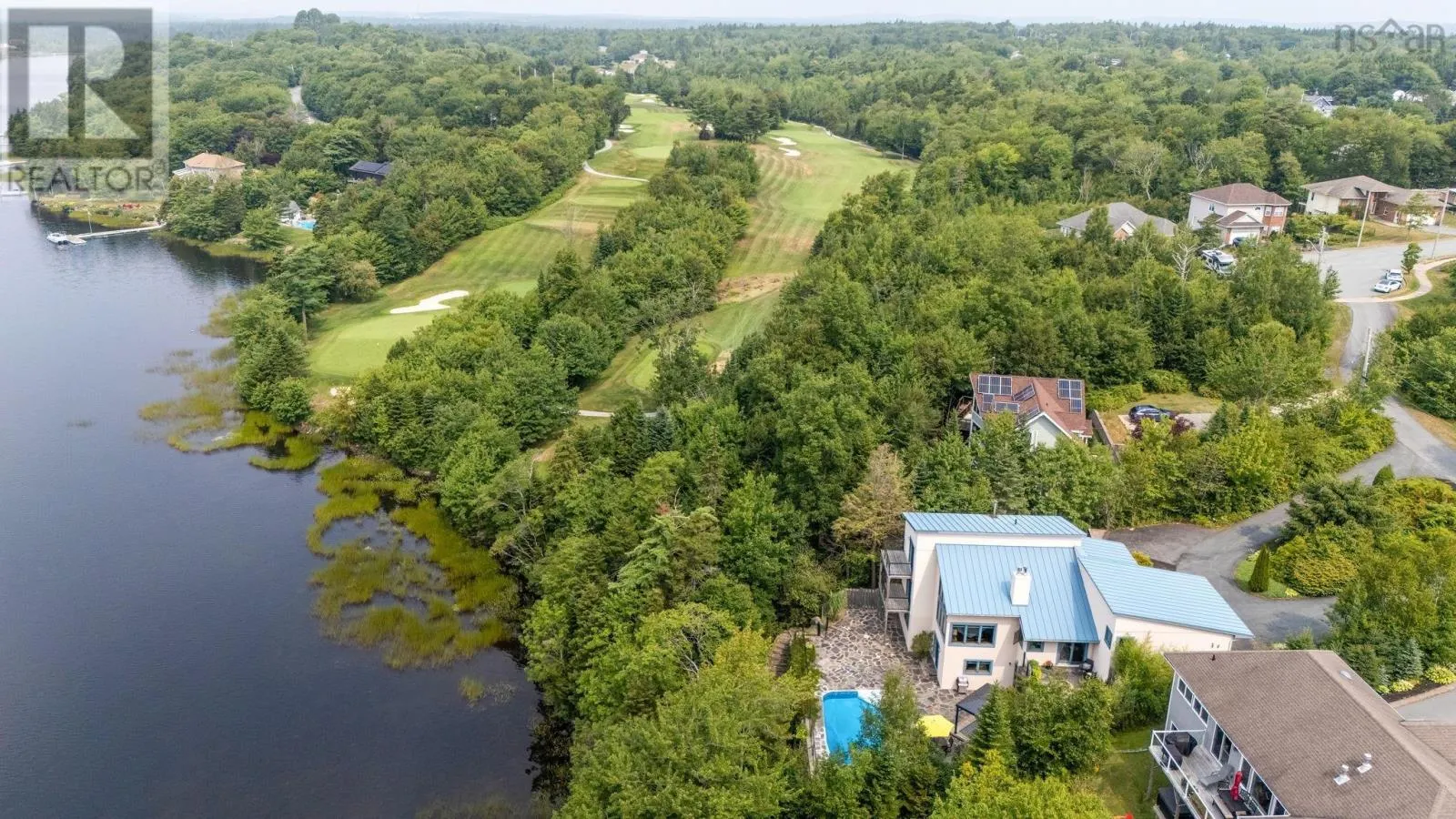 49 Fairway Grove
