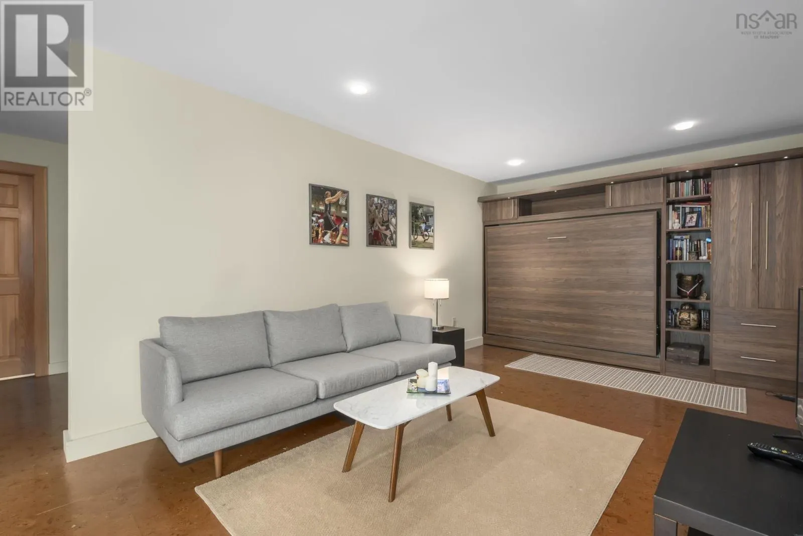 49 Fairway Grove