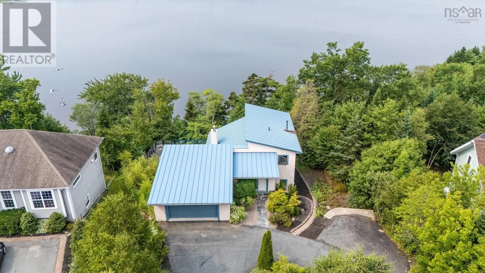49 Fairway Grove