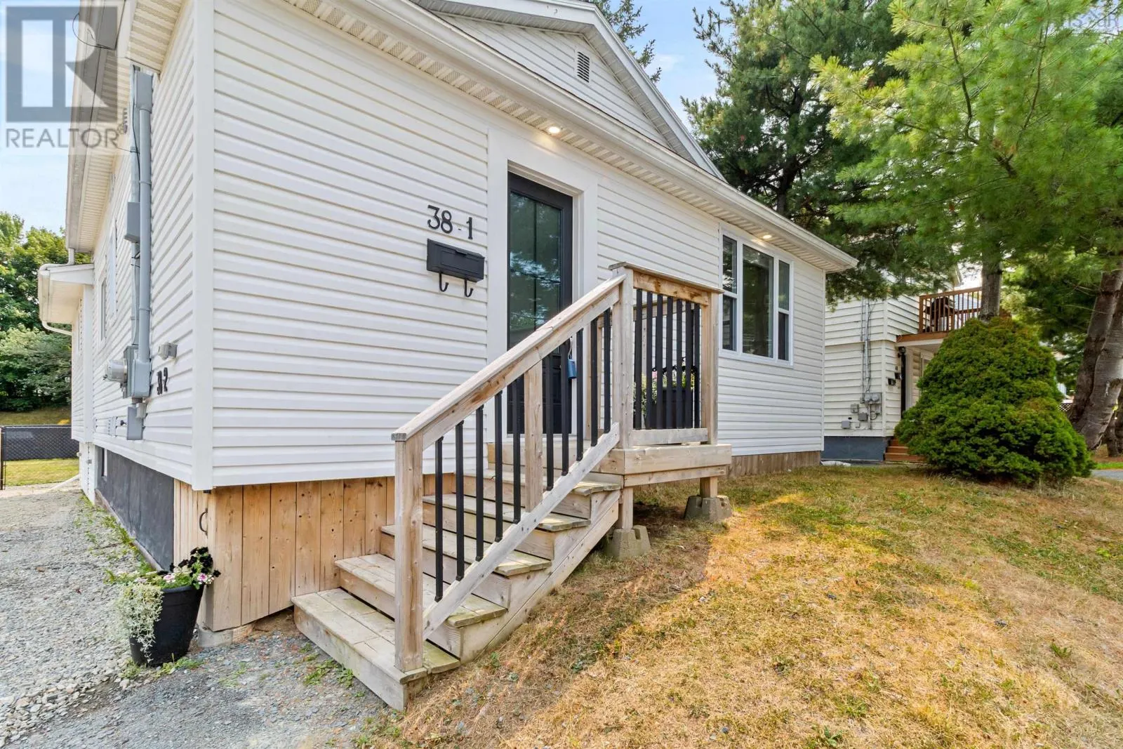 38 Frederick Avenue