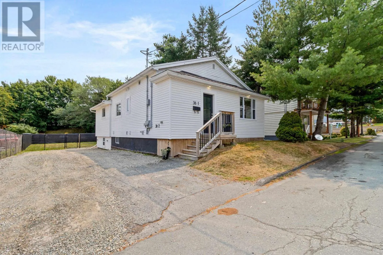 38 Frederick Avenue
