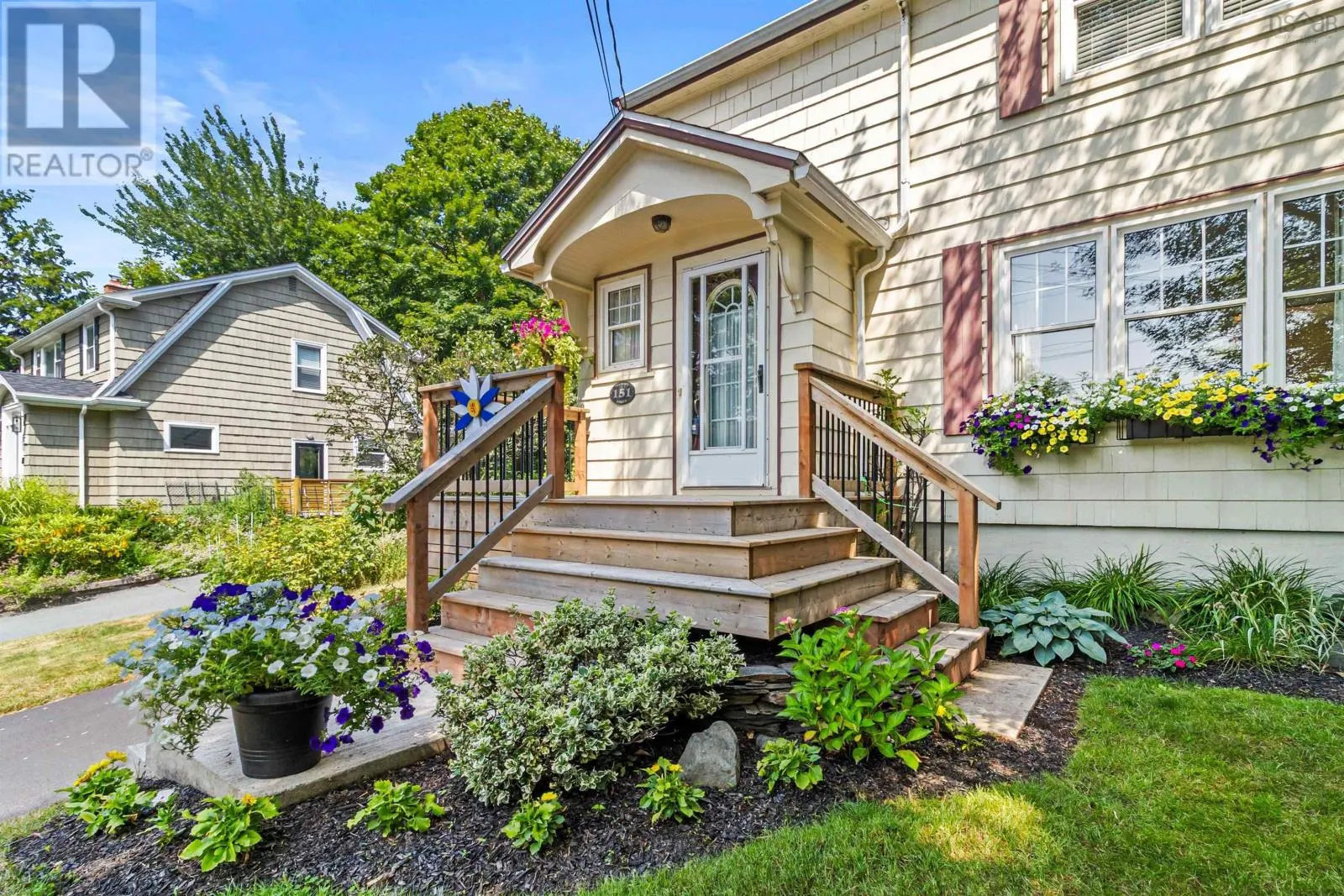 151 Pleasant Street