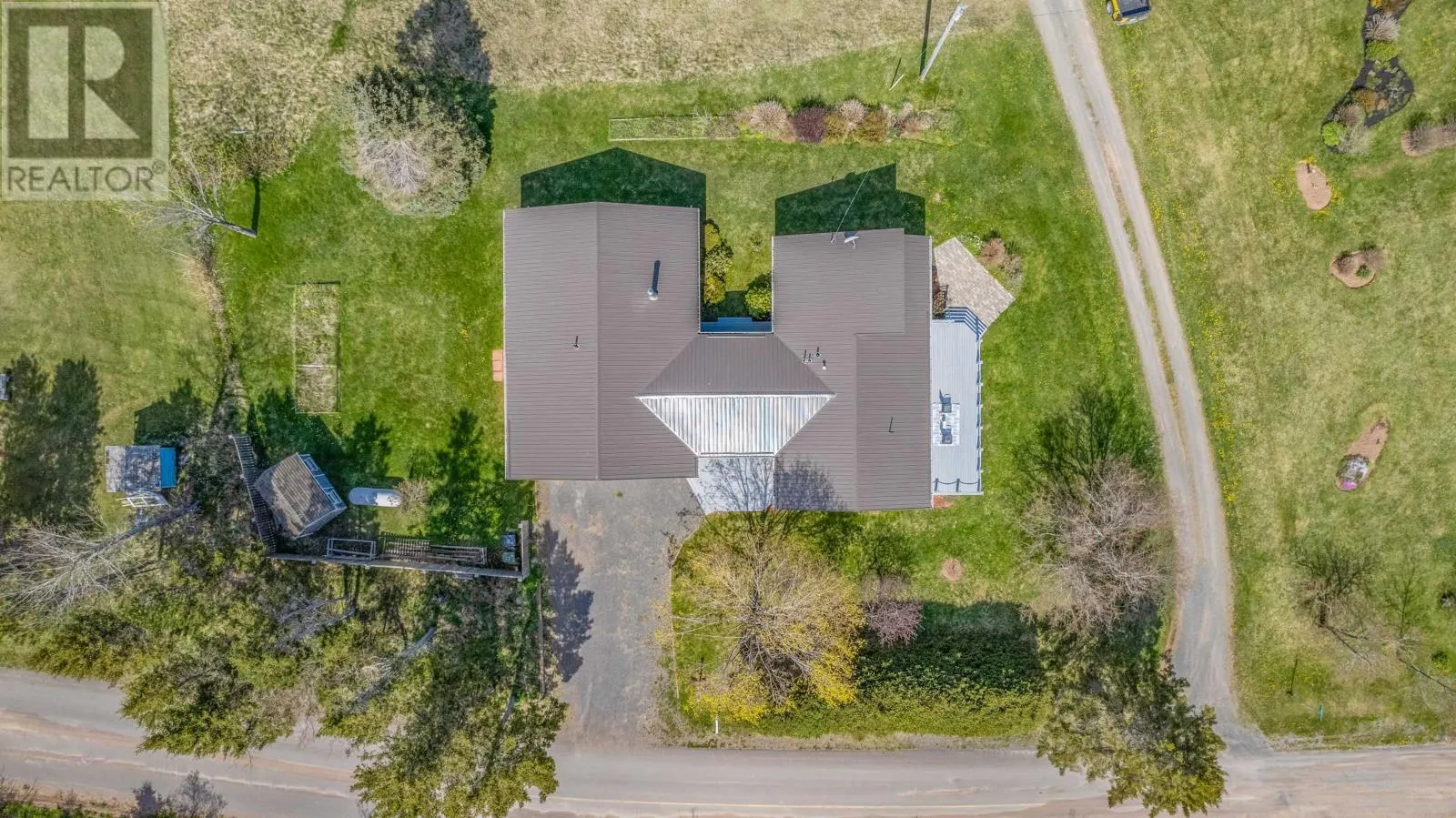 643 St. Andrews Point Road