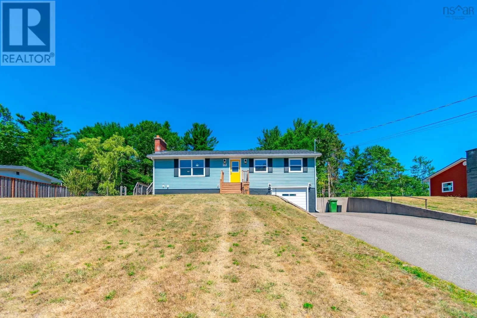 495 Pine Ridge Avenue