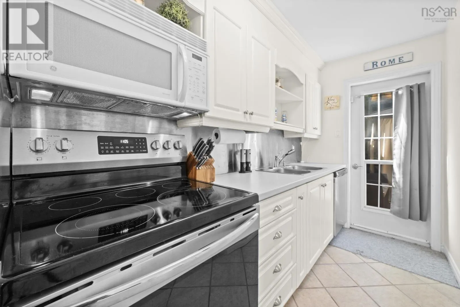 28 Karen Drive